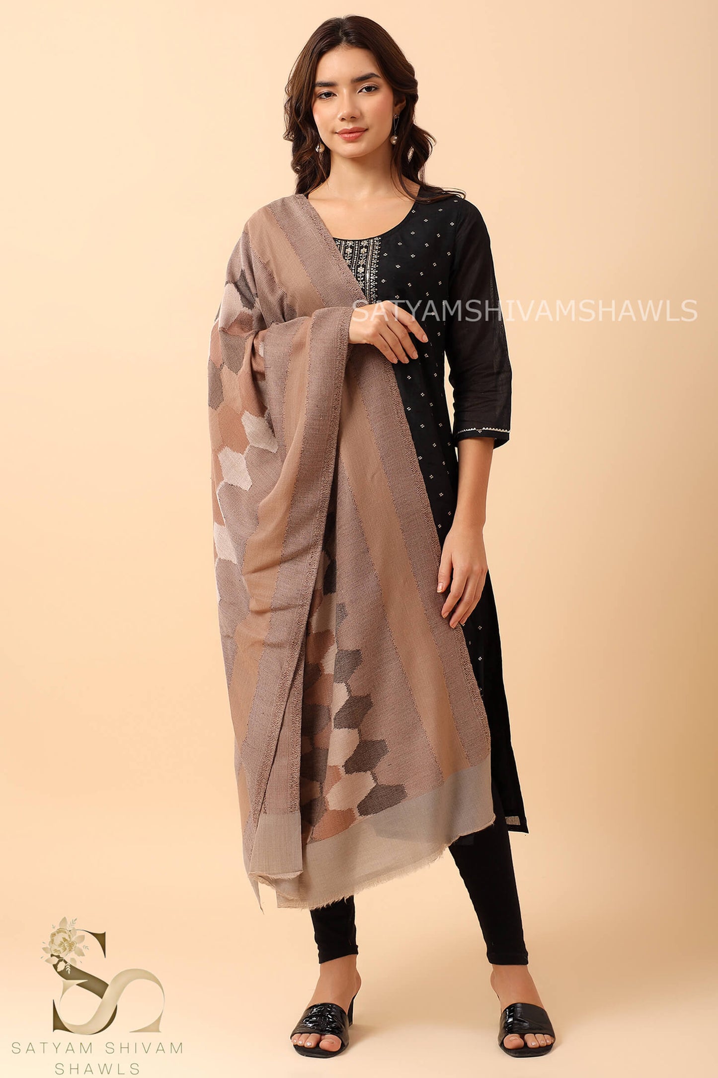 EKAT-E-NOOR PASHMINA EXTRA FINE WOOL STOLE ,WARM,SOFT & LIGHT WEIGHT