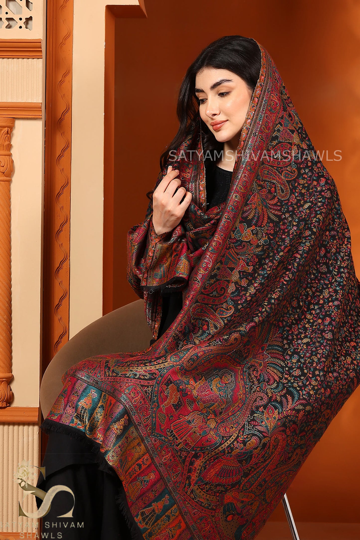 THE EMPEROR'S DRAPE PASHMINA WOOL STOLE
