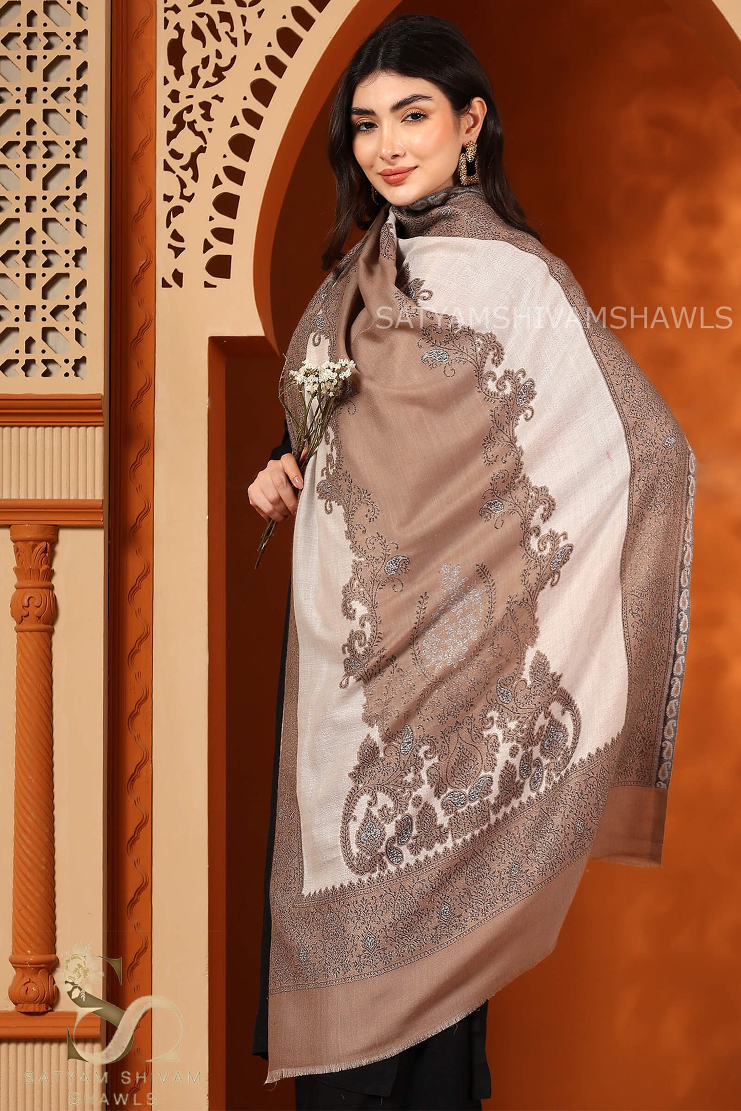 THE PASHMINA EMPRESS EXTRA FINE WOOL KANI STOLE,WARM & SOFT,TOOSH WHITE
