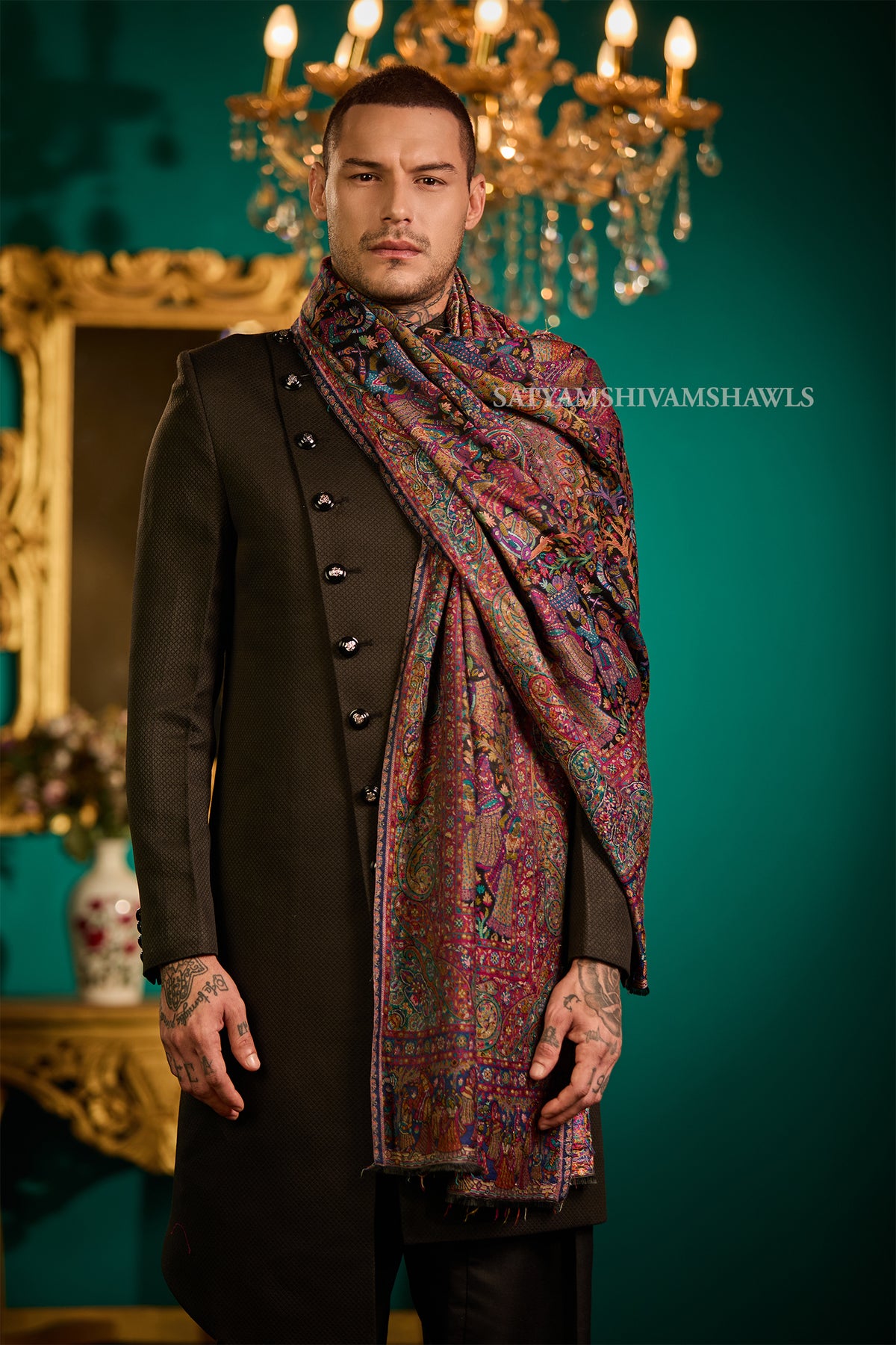 Royal haritage paisley design Men shawl