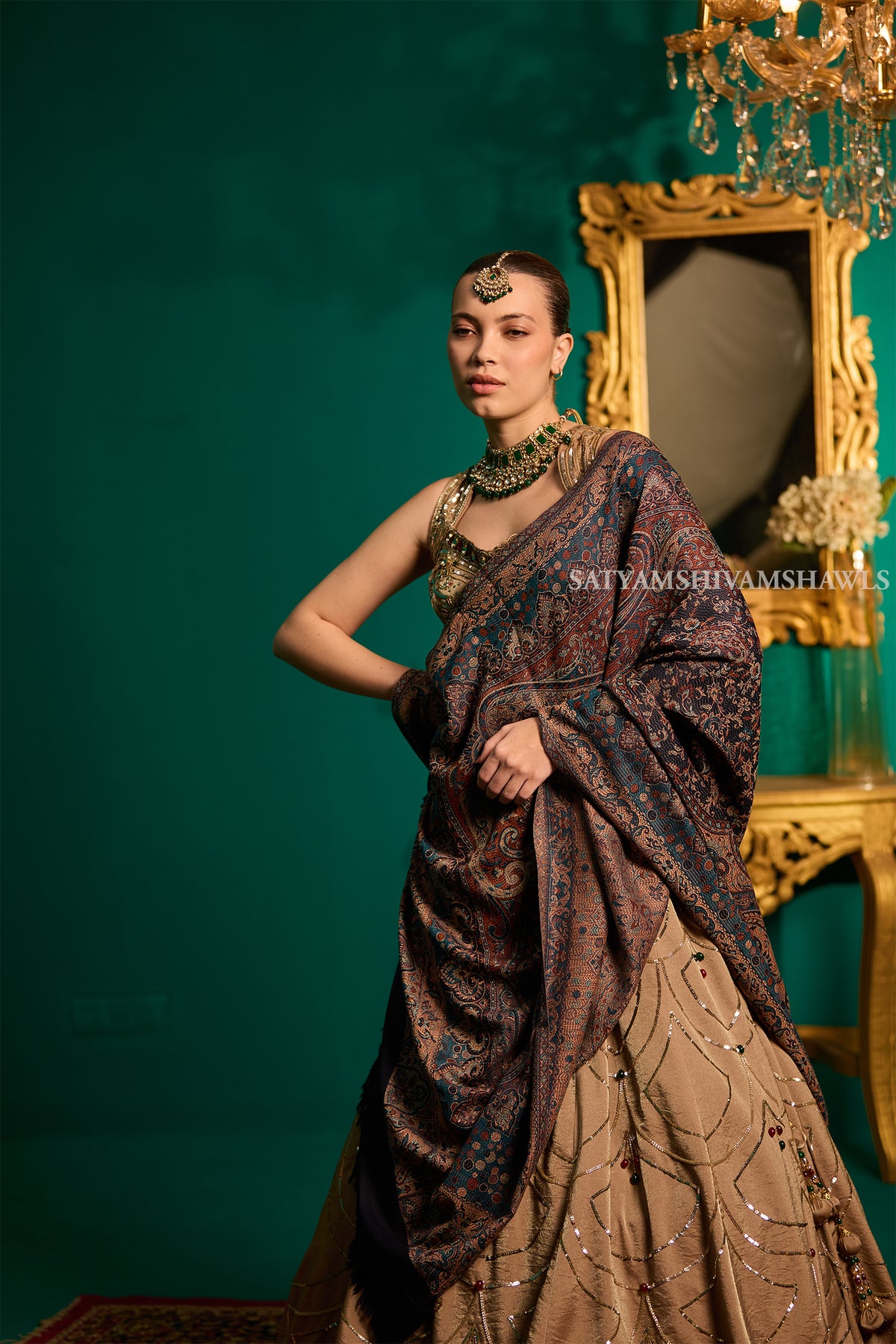 Royal kashmiri paisley jamawar women shawl
