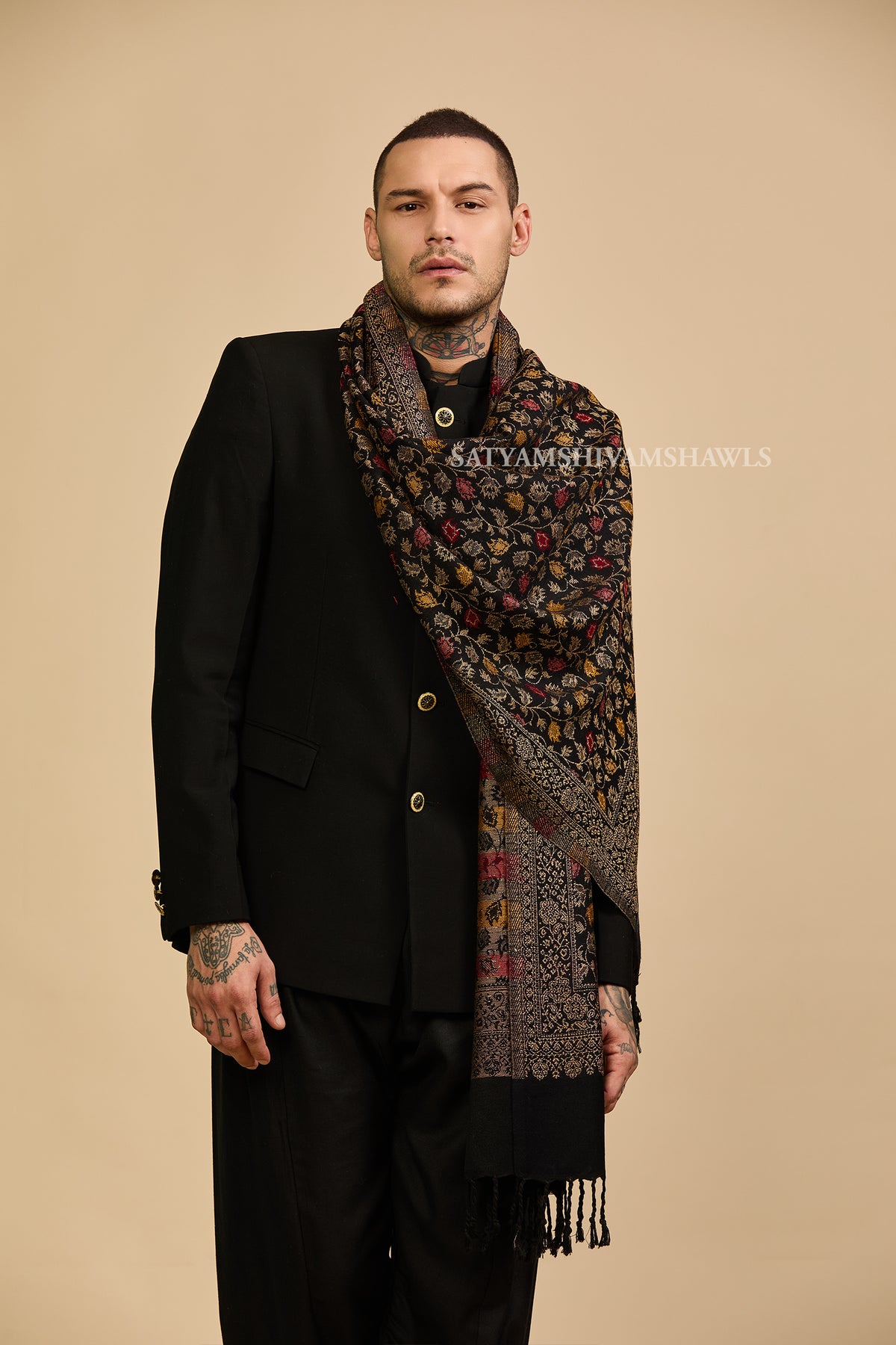 pure wool zari weaved stole,black multy