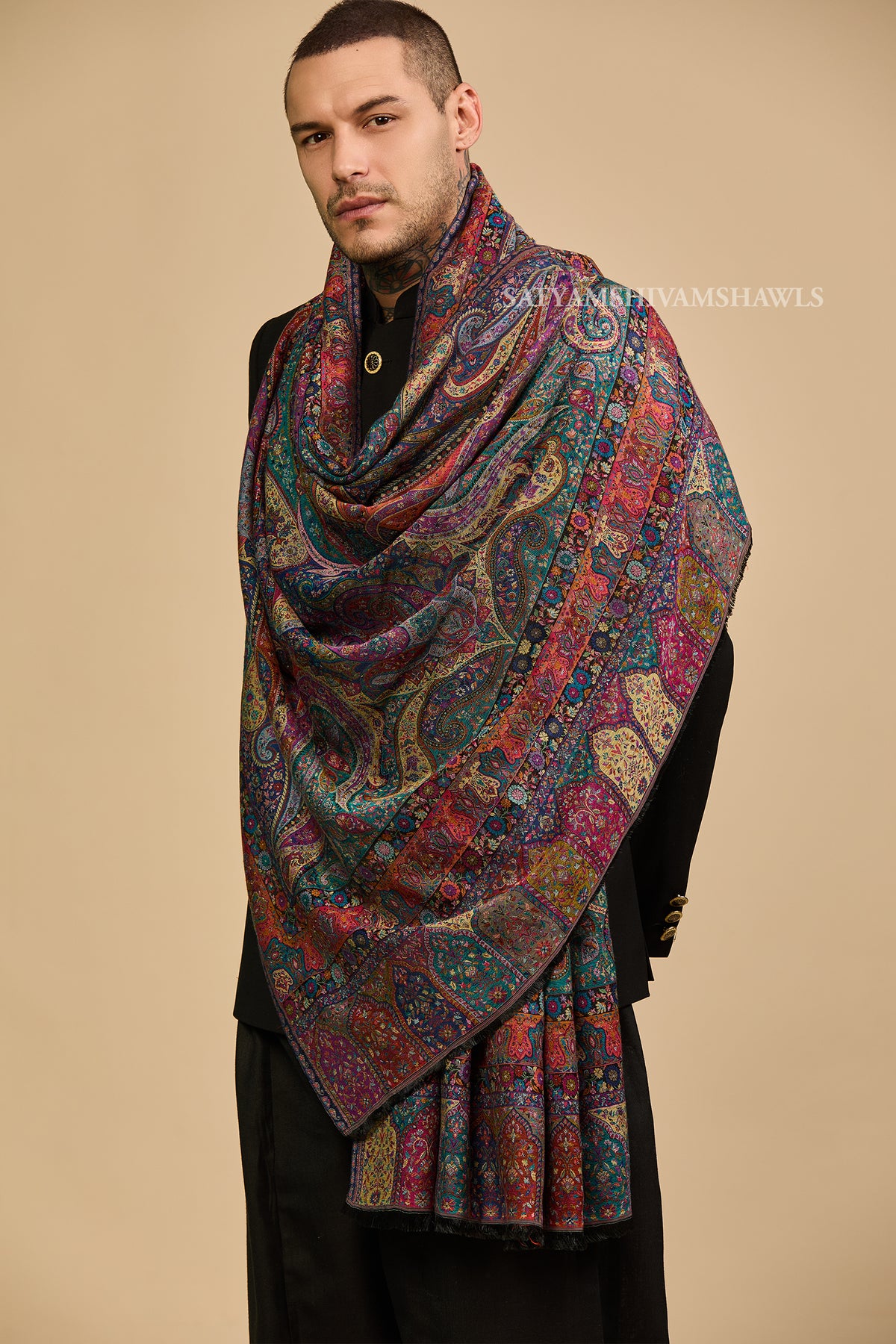 Royal haritage paisley design Men shawl