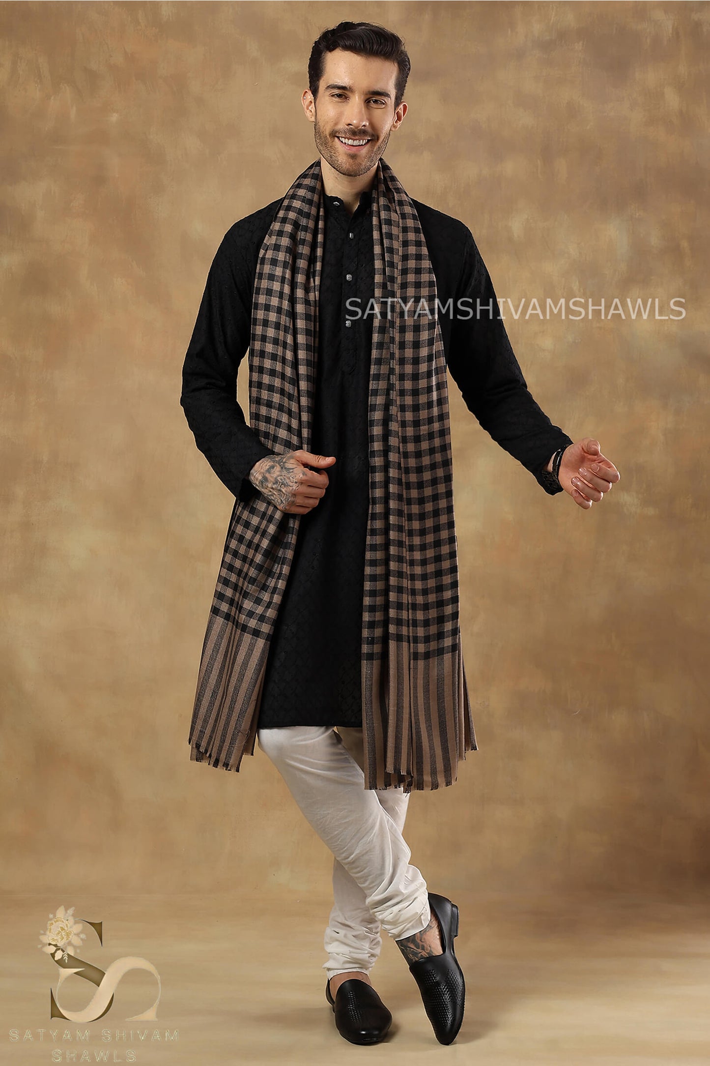 ROYAL LUXURY PASHMINA RING PASS GENTS LOHI MIST CHECK DESIGN ,BLACK TOOSH COMBINATION