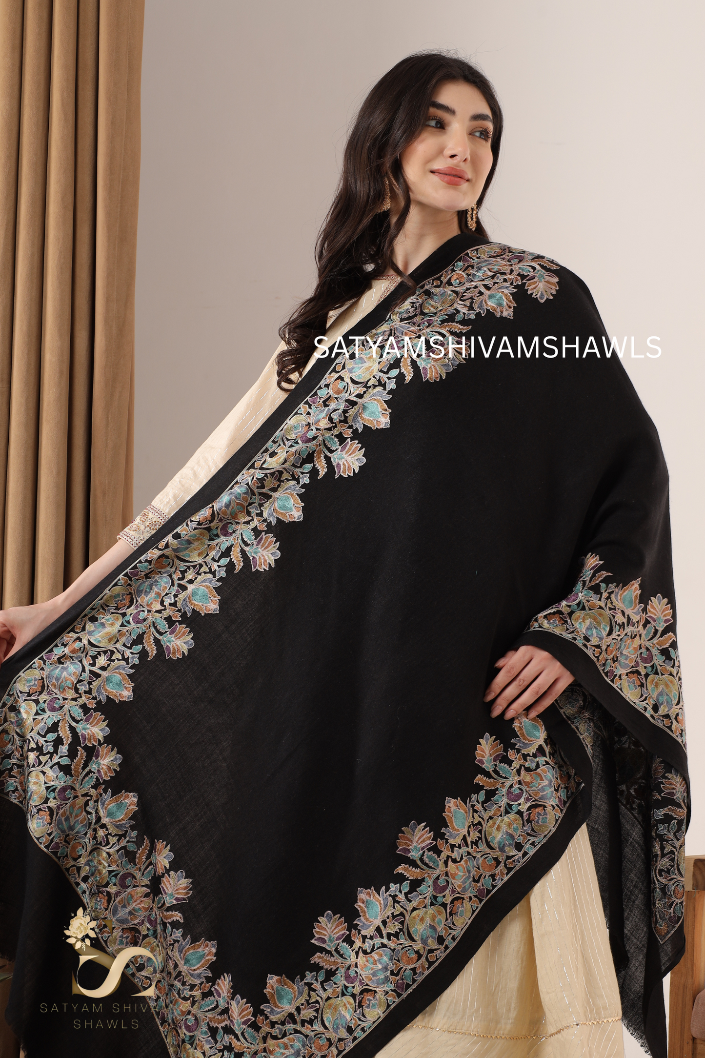 "NAZAKAT-E-NOIR"PASHMINA FINE WOOL BORDER NALKI EMBROIDERY WEAVE STOLE,BLACK