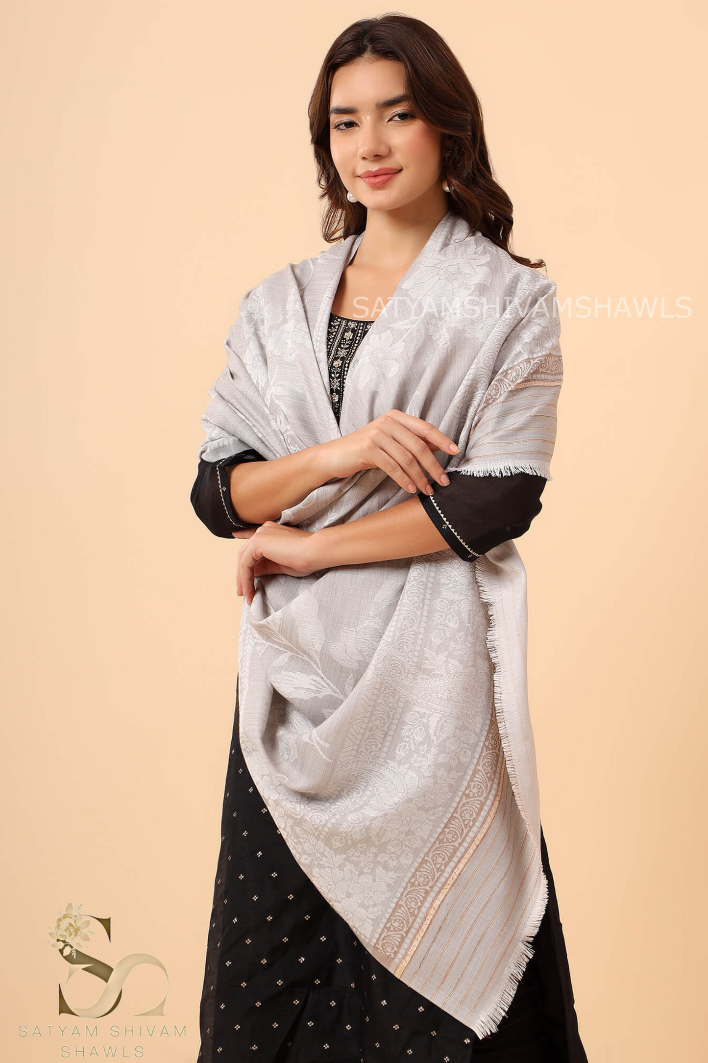 PASHMINA BLENDED WOOL REVERSIBLE SELF LOTUS DESIGN SHAWL,SLIVER GREY