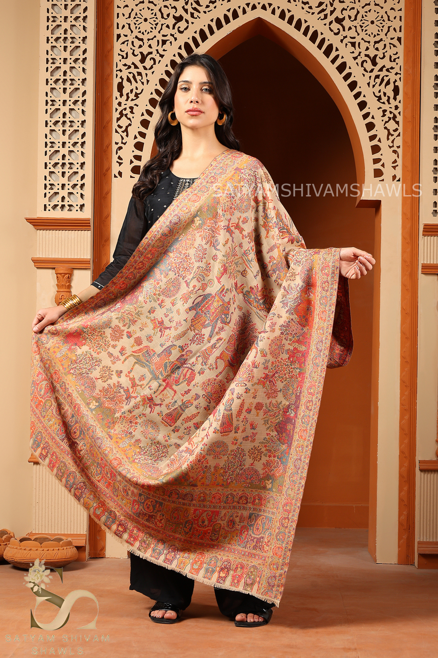 "GARDEN OF DELIGHT" PASHMINA KANI SHIKARGAH DHOLI THEME DESIGN SHAWL,WARM AND SOFT