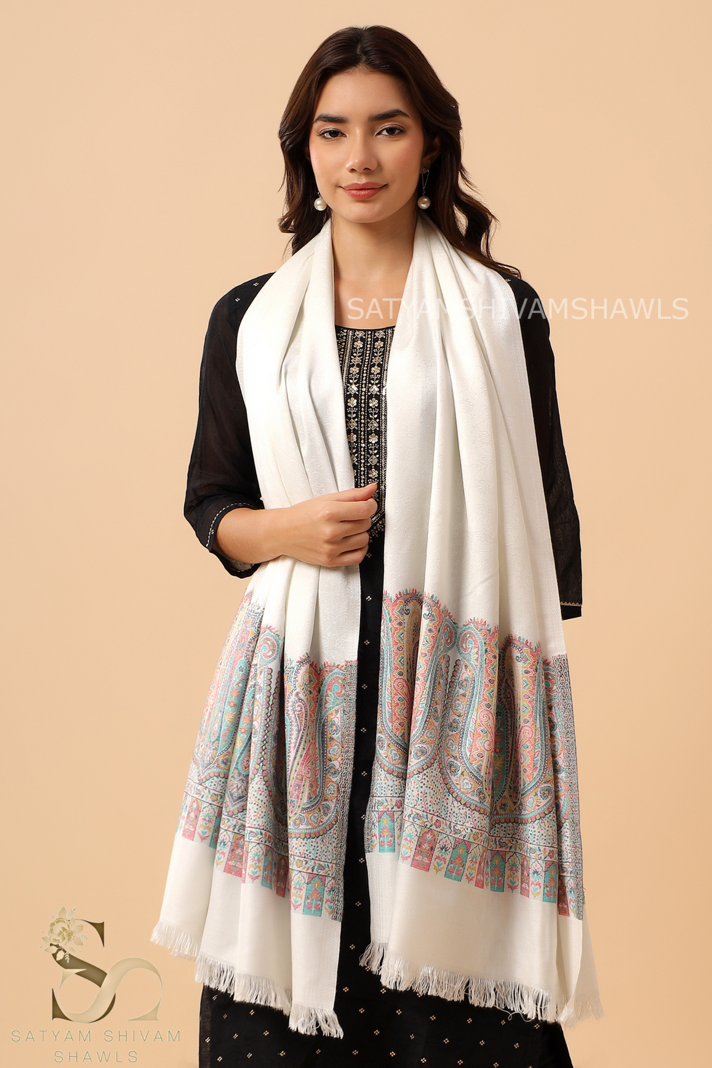 ANAQAT VINTAGE PAISLEY PALLA KANI WOMENS STOLE, WHITE
