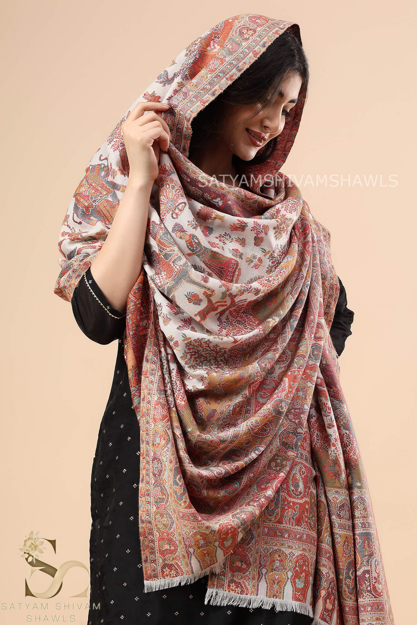 "GARDEN OF DELIGHT" PASHMINA KANI SHIKARGAH DHOLI THEME DESIGN SHAWL,WARM AND SOFT,WHITE