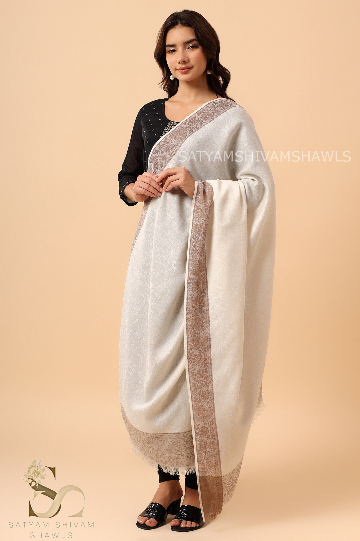 PURE WOOL REVERSIBLE SELF BORDER DESIGN SHAWL ,WHITE