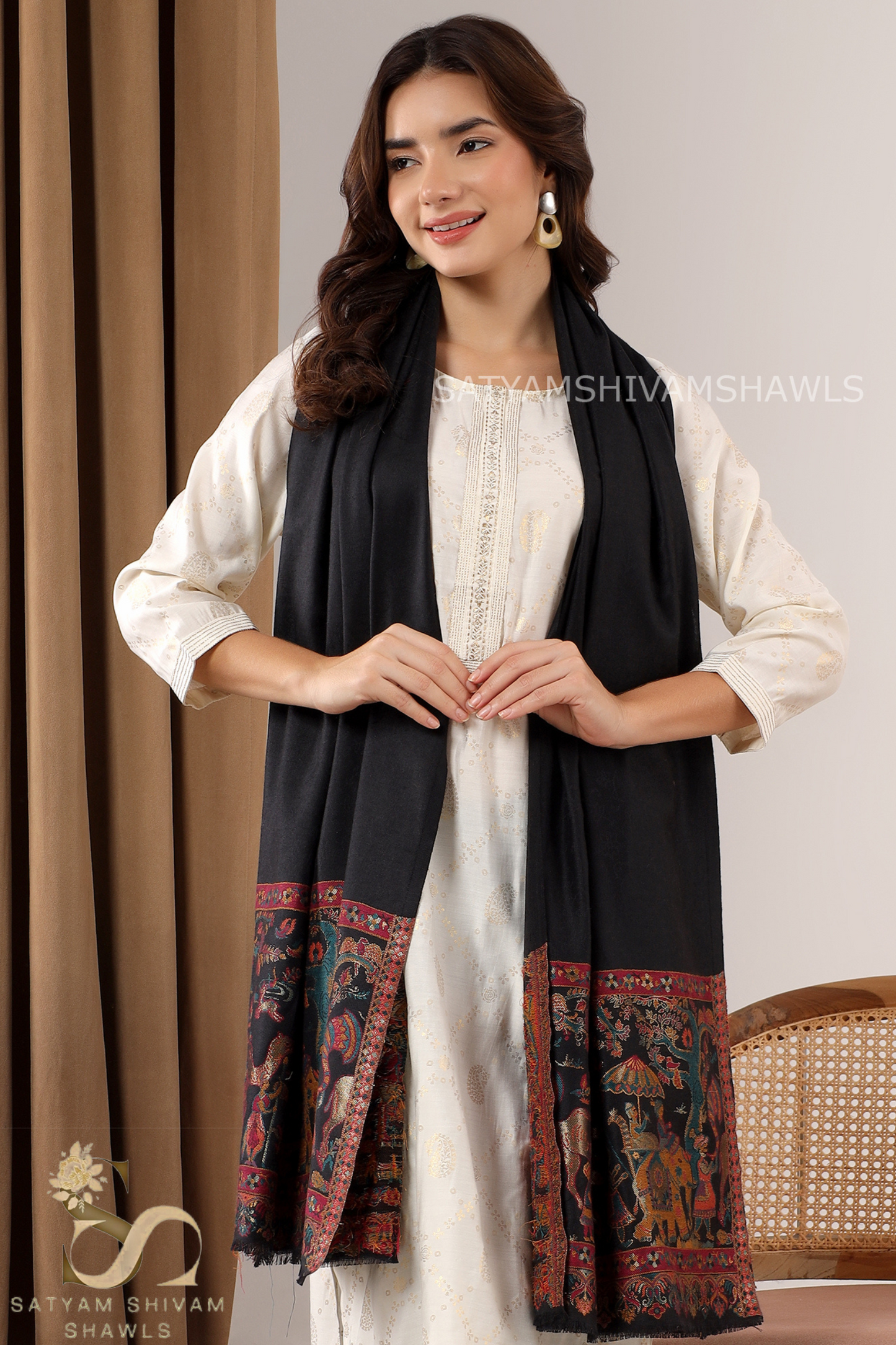 DHOLI PALLA KANI ZARI WEAVE PURE WOOL SHAWL,WARM AND SOFT,BLACK