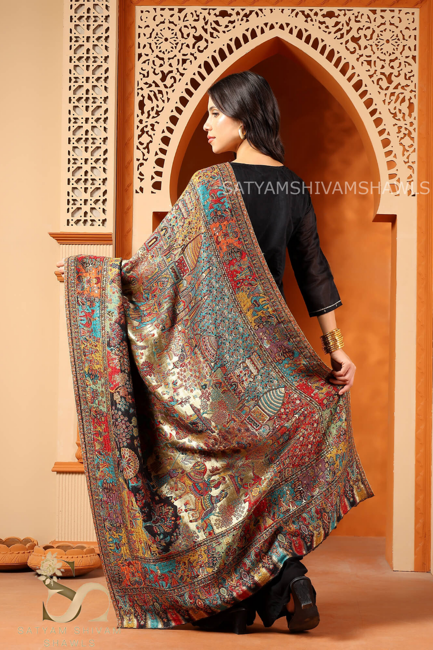 TWINLIGHT REVERSIBLE FINE WOOL PASHMINA DHOLI THEME DESIGSHAWL,BLACK GOLDEN