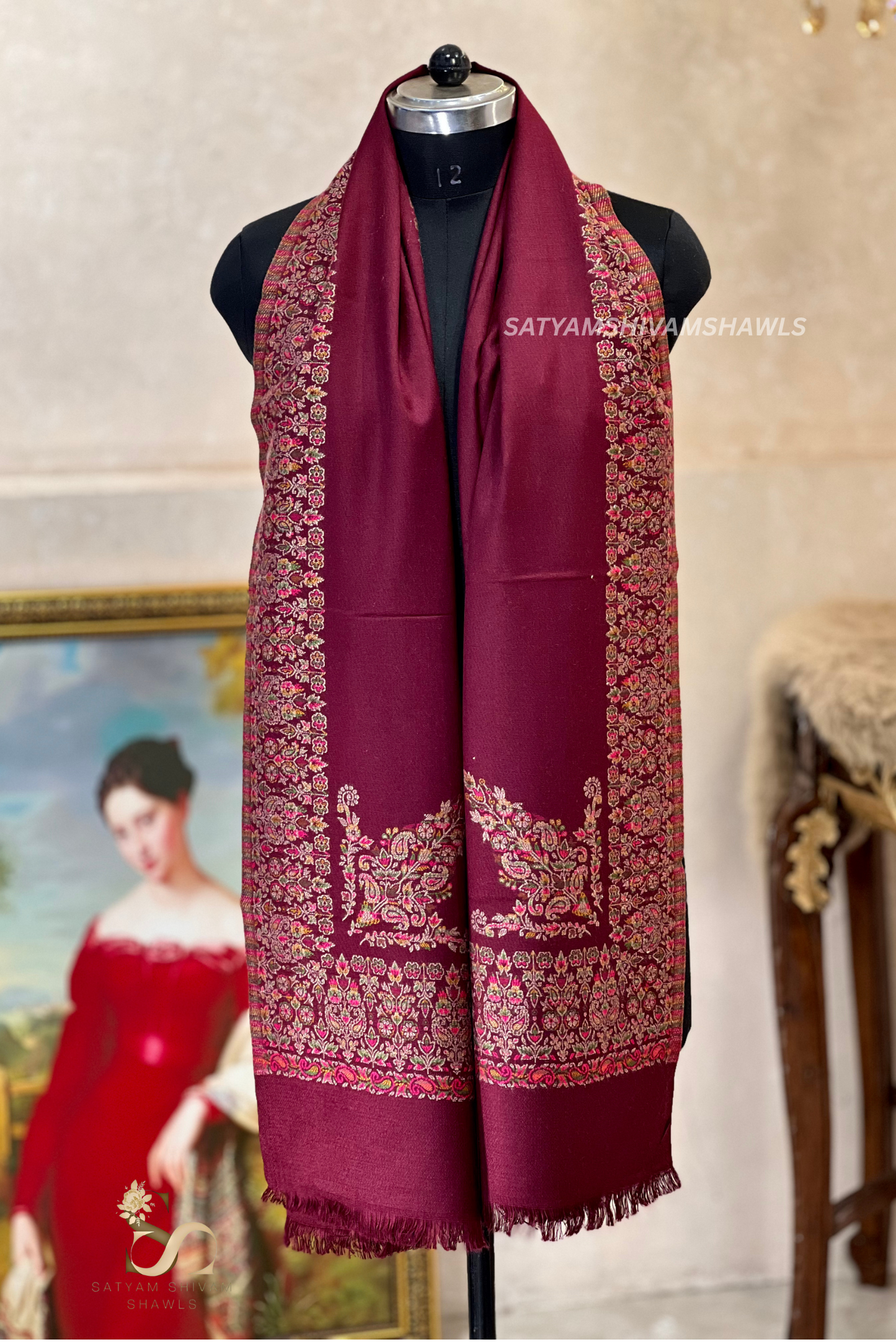 The heritage kunj pure wool border bloom kani weaved stole