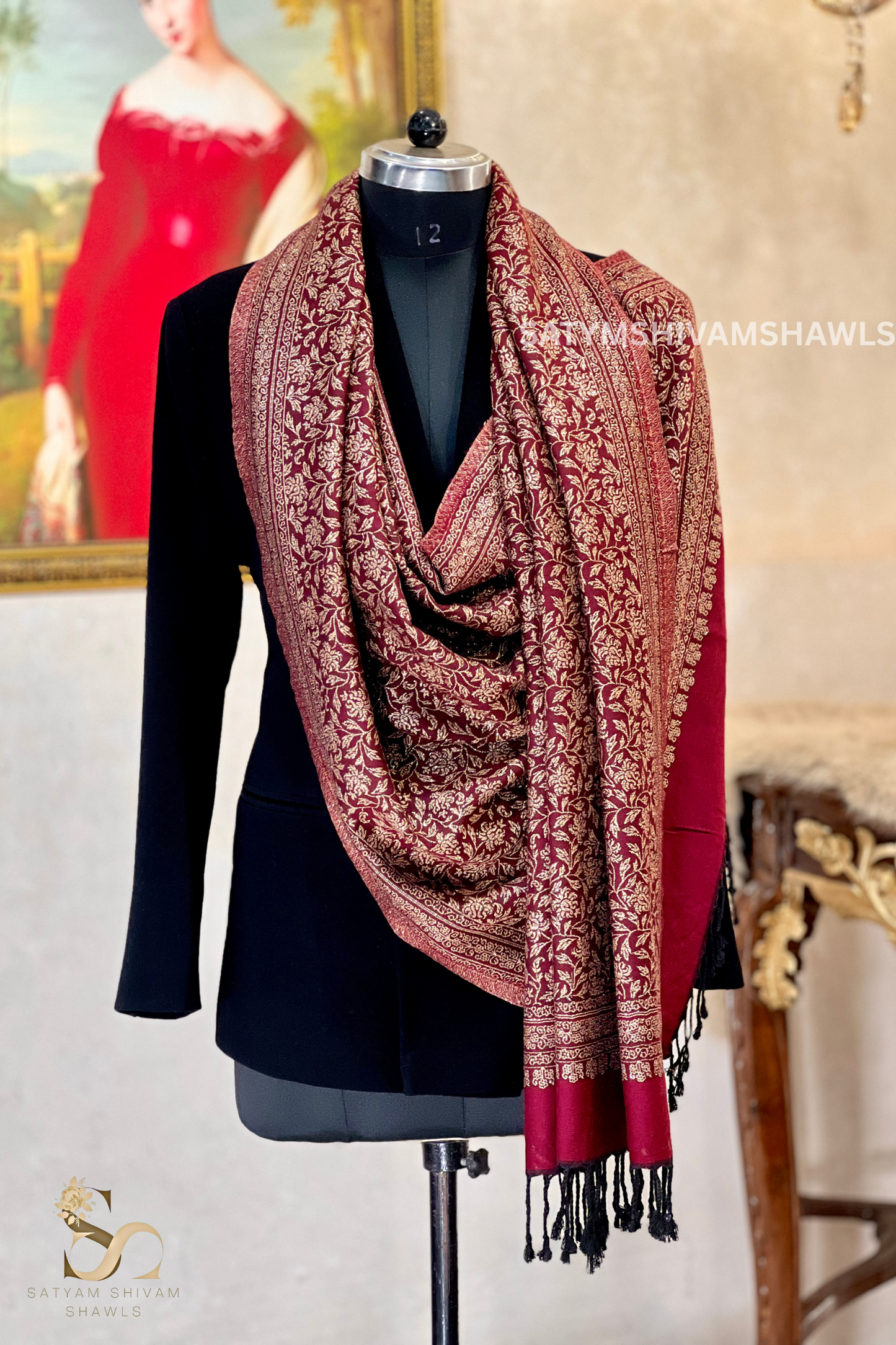 golden loom zari weaved stole,mehroon