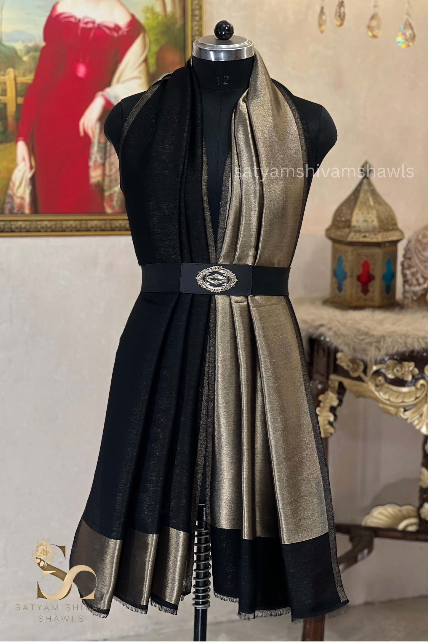 moonlight zari reversible shawl, black