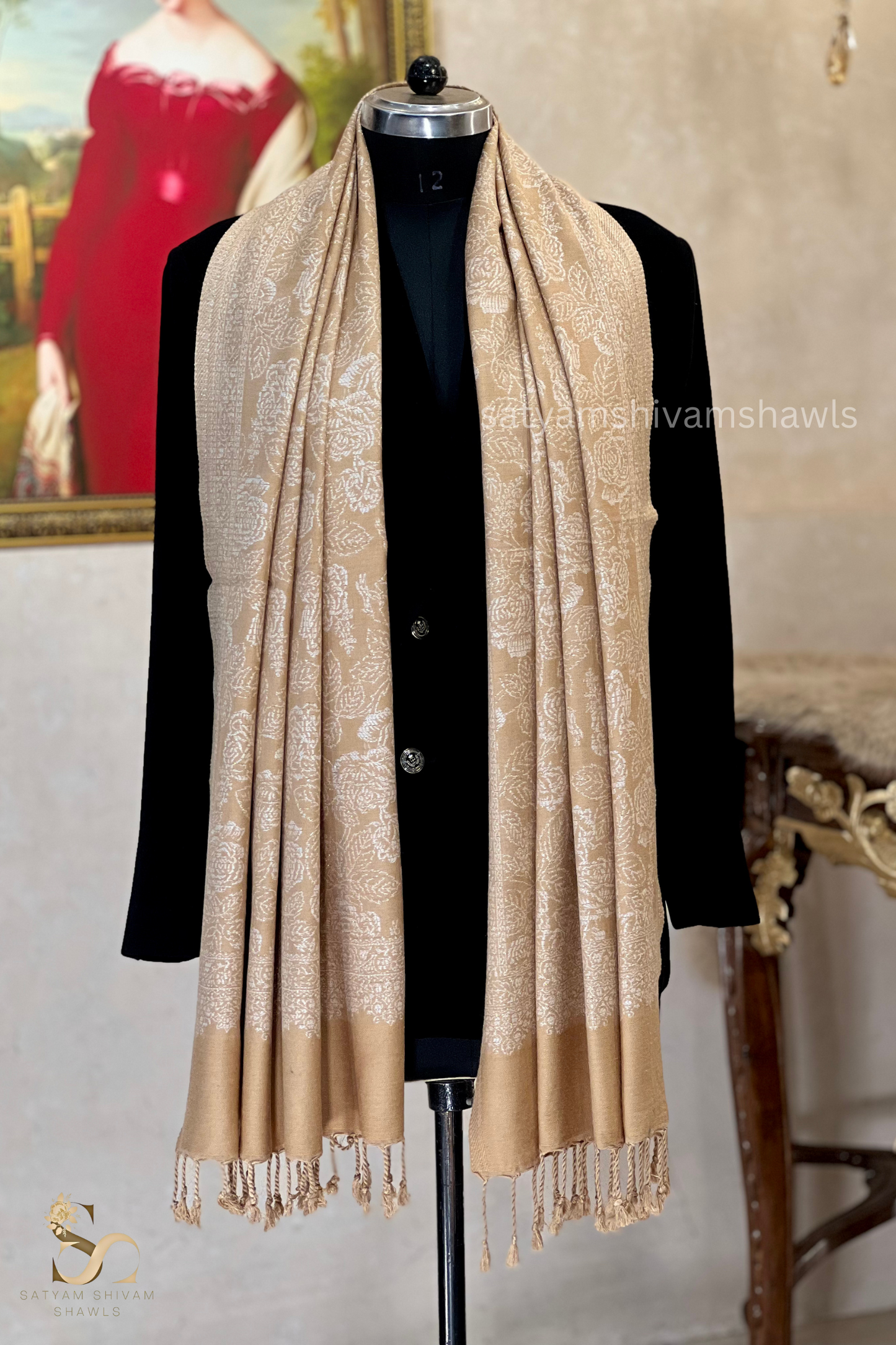 purewool zari wevaed stole light colour