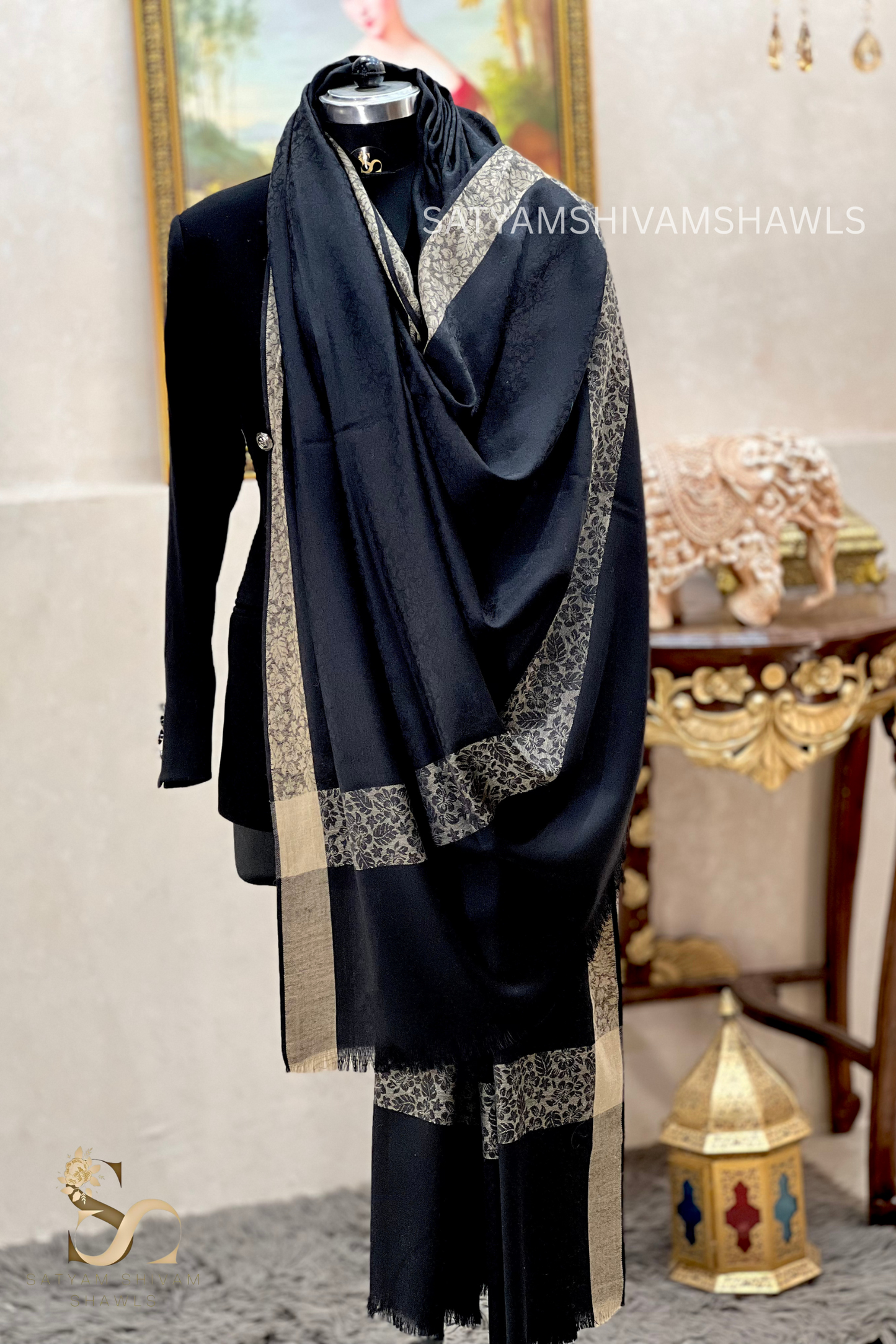 PASHMINA WOOL BORDER WEAVED SHAWL, SOFT, WARM AND LIGHT WEIGHT,BIG SIZE