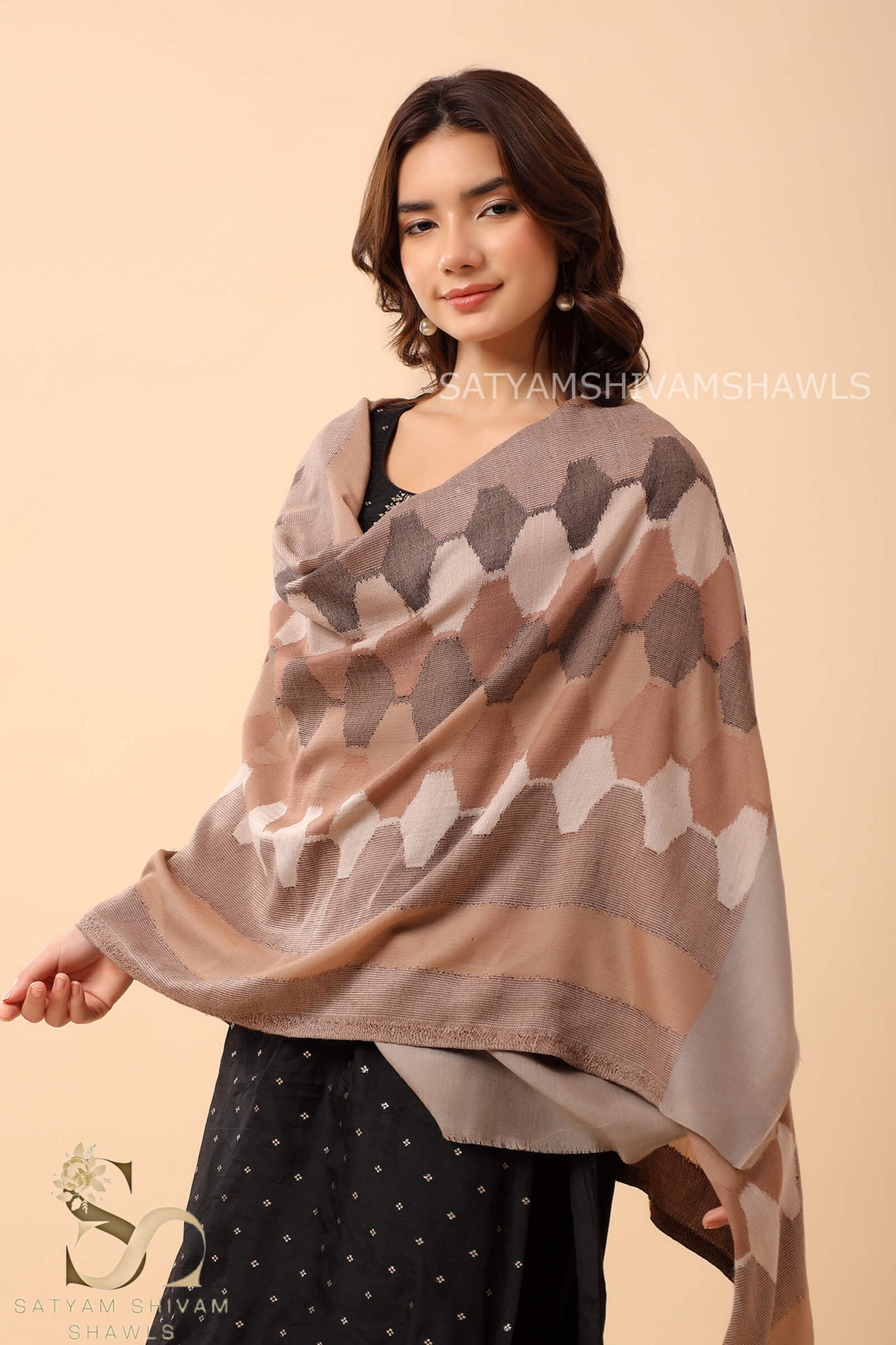 EKAT-E-NOOR PASHMINA EXTRA FINE WOOL STOLE ,WARM,SOFT & LIGHT WEIGHT
