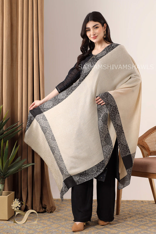 LADAKHI SELF WITH BEAUTIFUL BLACK SELF BORDER LUXURY PASHMINA STOLE ,SKIN