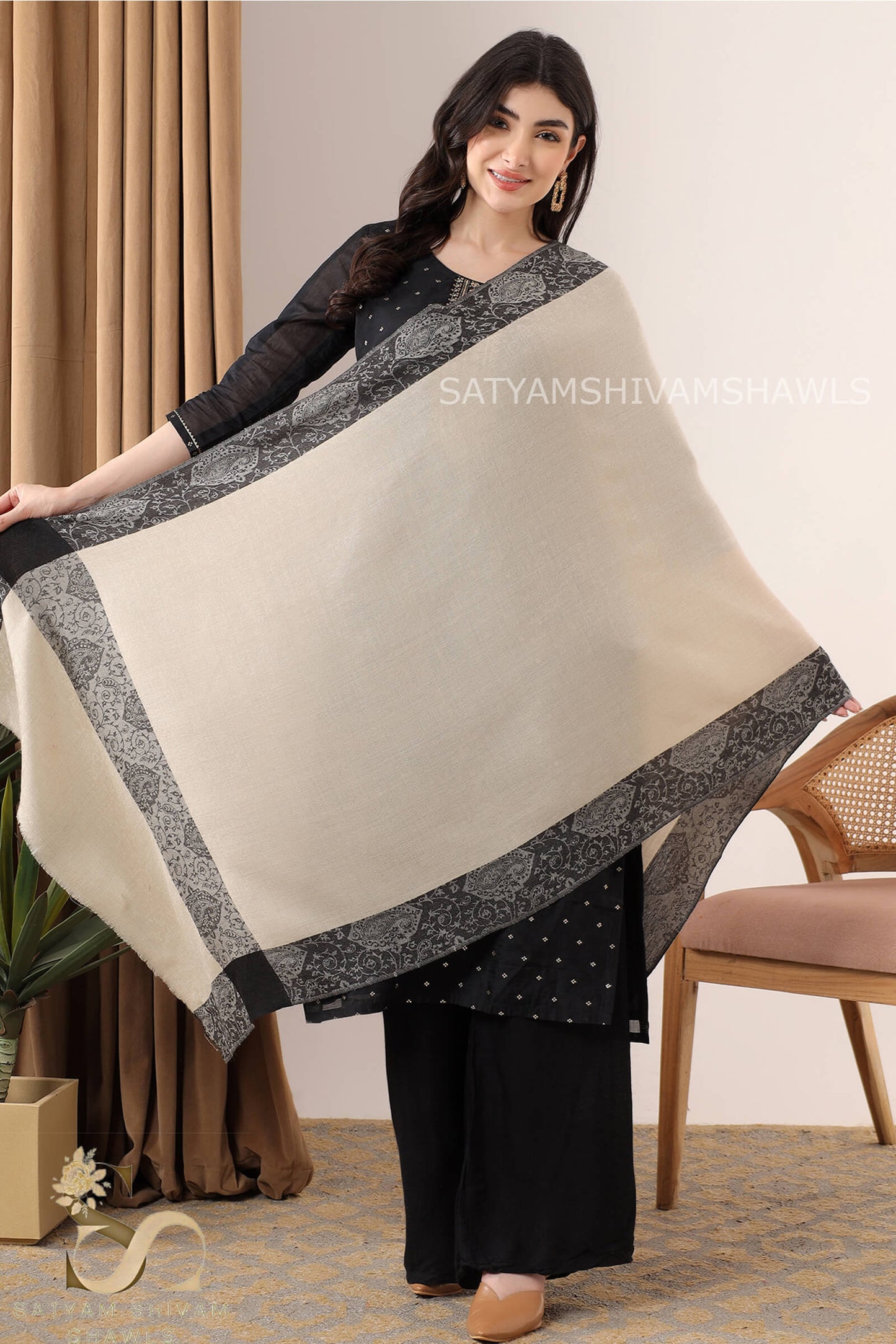 LADAKHI SELF WITH BEAUTIFUL BLACK SELF BORDER LUXURY PASHMINA STOLE ,SKIN