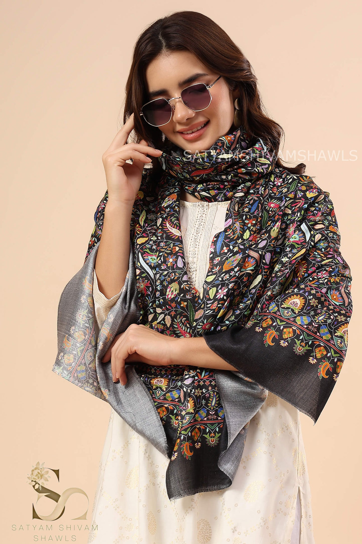 PAISLEY KALAMKARI LEAF DESIGN WOMENS SOFT SILK PRINT WOOL STOLES,BLACK