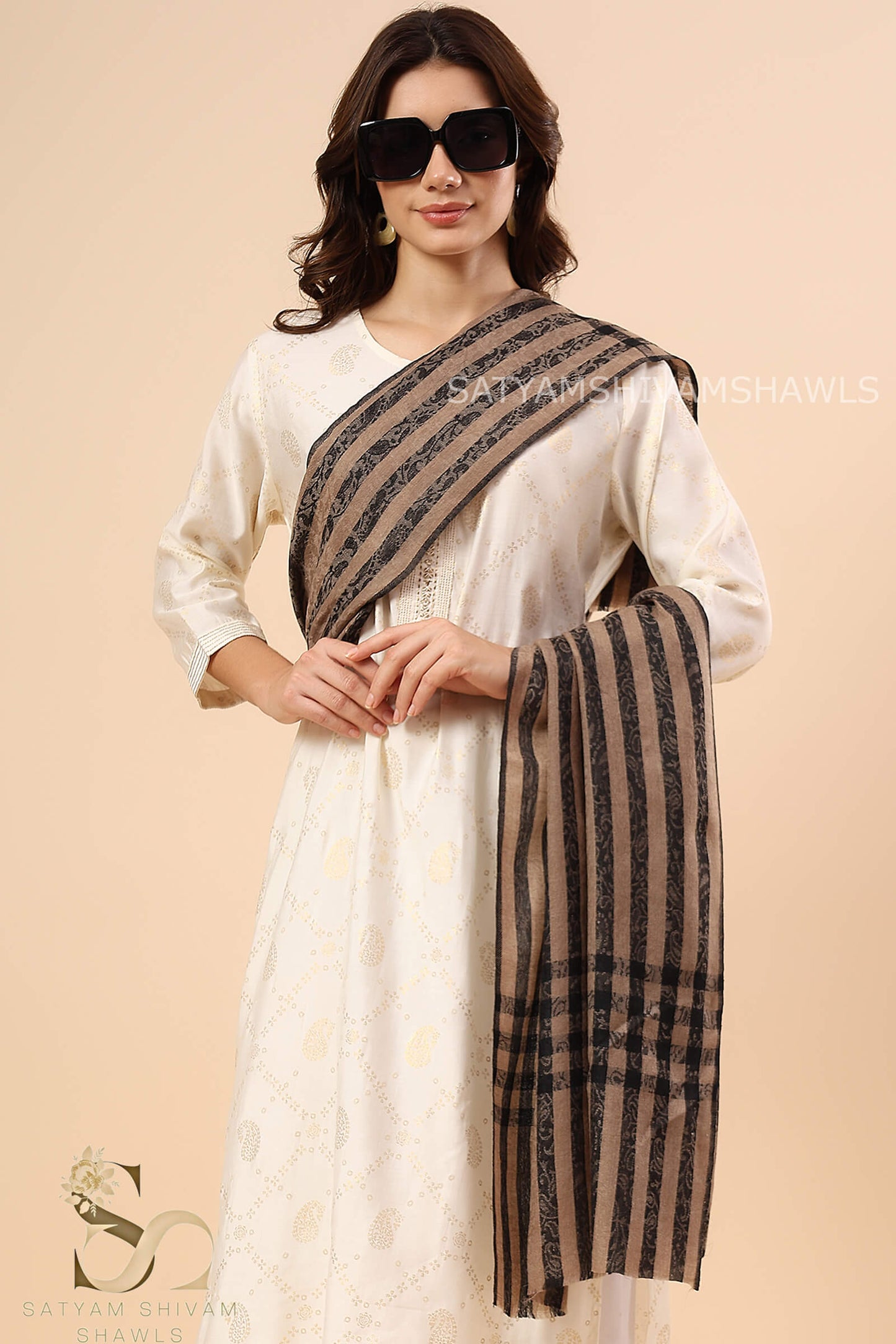 SMOKEY SELF CHECK STRIPS LUXURY PASHMINA  STOLE, BLACK TOOSH