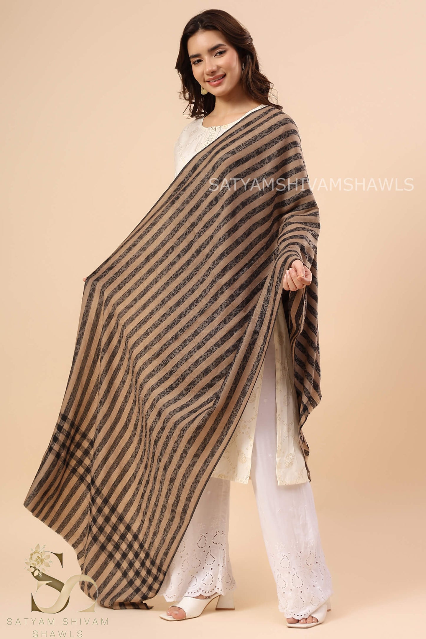 SMOKEY SELF CHECK STRIPS LUXURY PASHMINA  STOLE, BLACK TOOSH