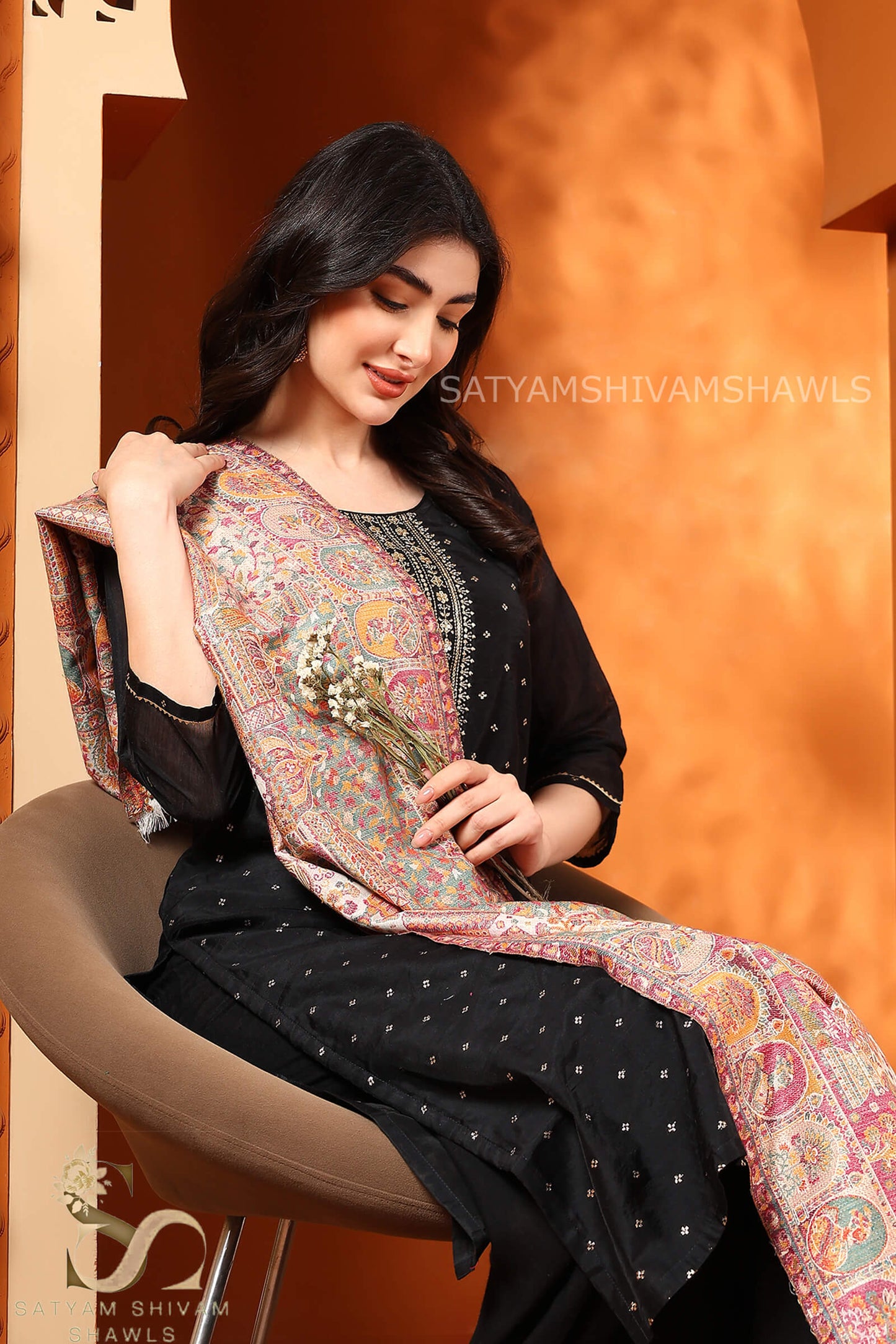 "SHAAN -E-DARBAR" THEME KANI PASHMINA BLEND WOOL STOLE ,LIGHT WEIGHT AND WARM