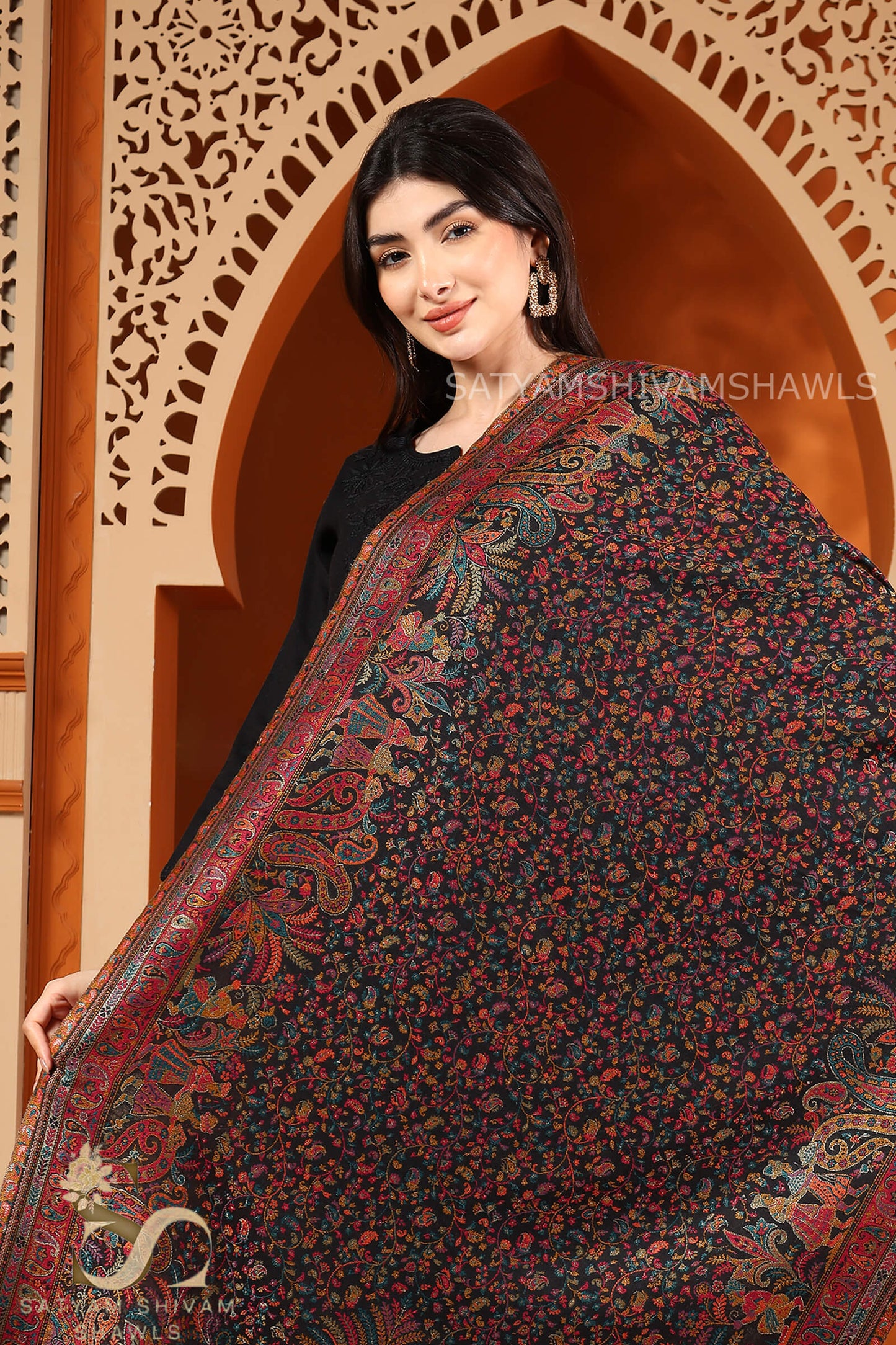 THE EMPEROR'S DRAPE PASHMINA WOOL STOLE