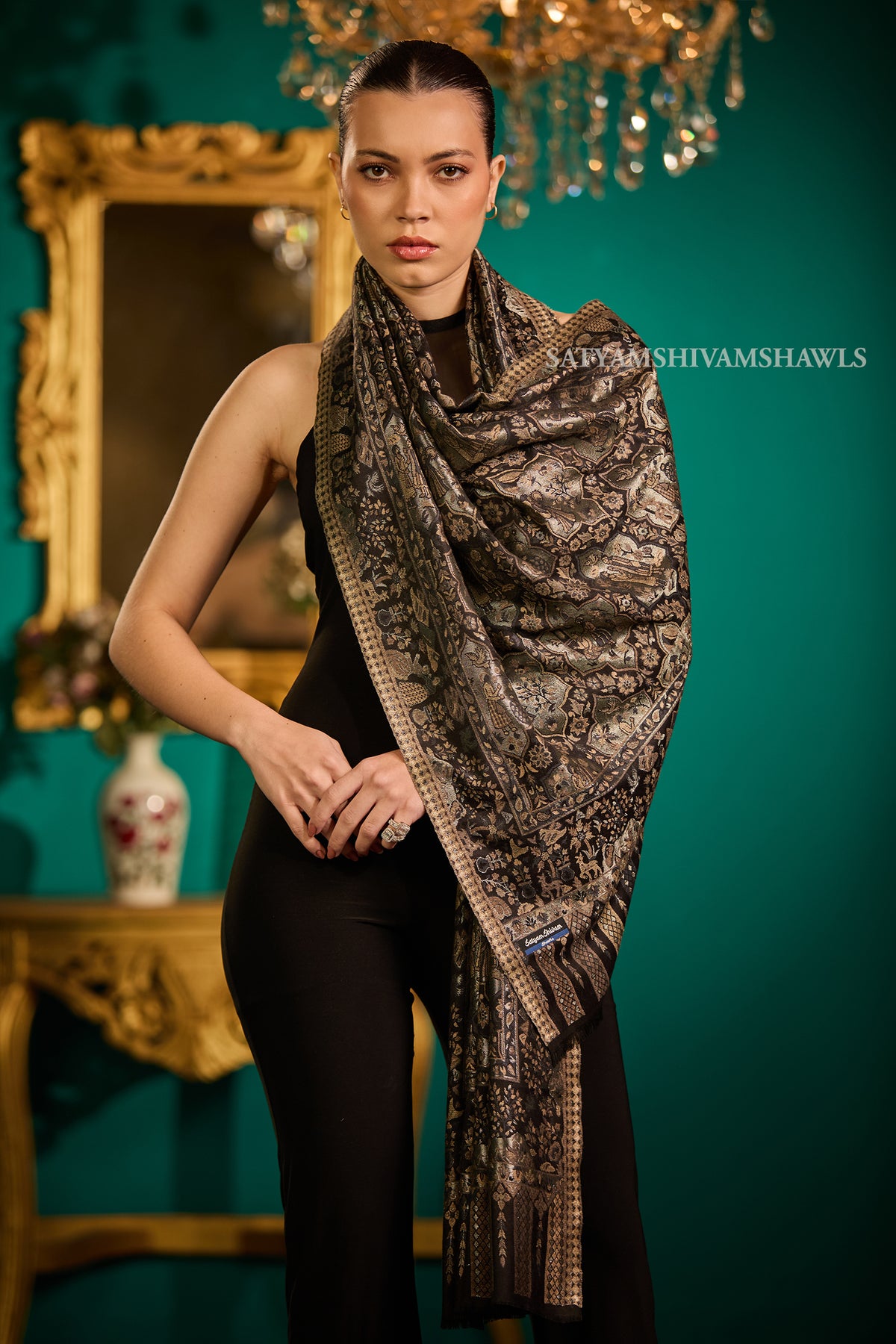 Darbar moonlight kani desingn women stole