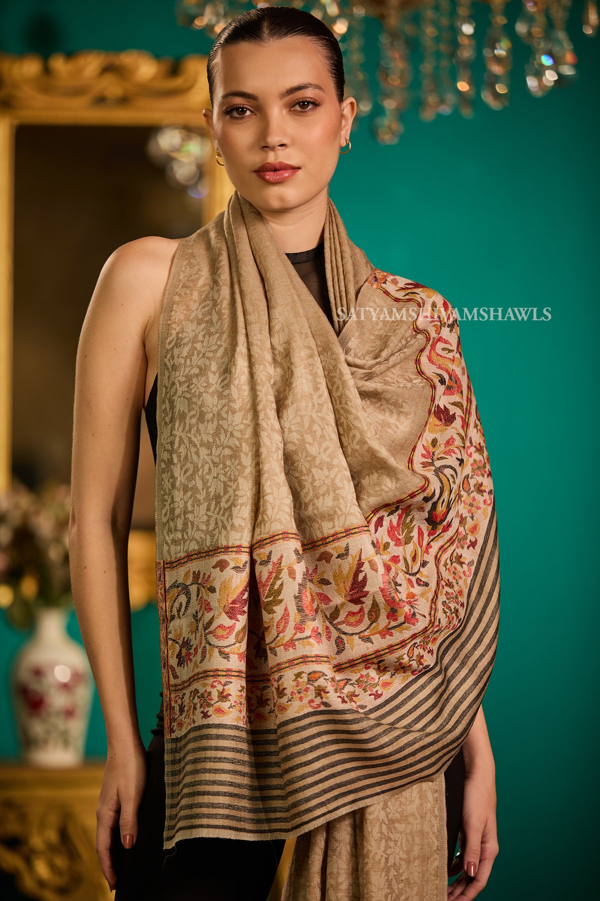 WOMENS EXTRA FINE WOOL SHAWL, WOVEN PALLA, AZTEC DESIGN,WARM AND LIGHT WEIGHT