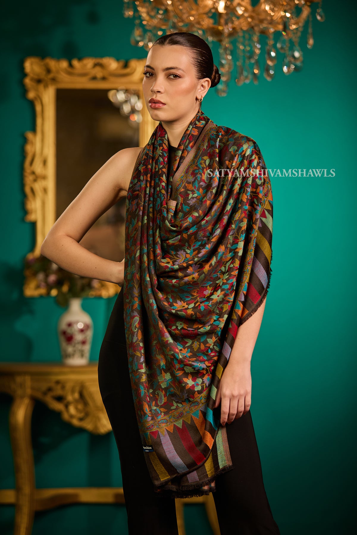 NAAQSH-E-KANI JAMAWAR SILK PASHMINA WMENS SHAWLS,BLACK