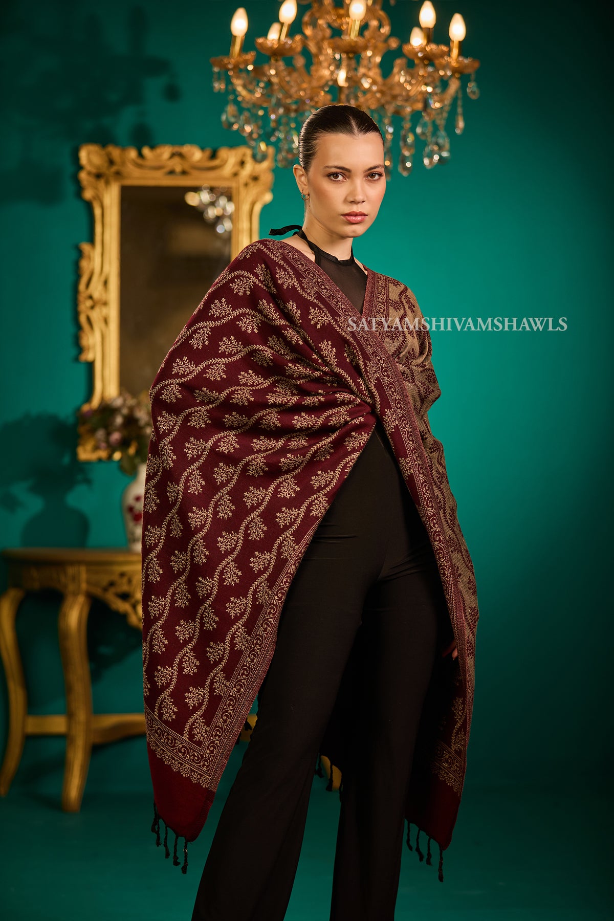 pure wool zari weaved stole,wine