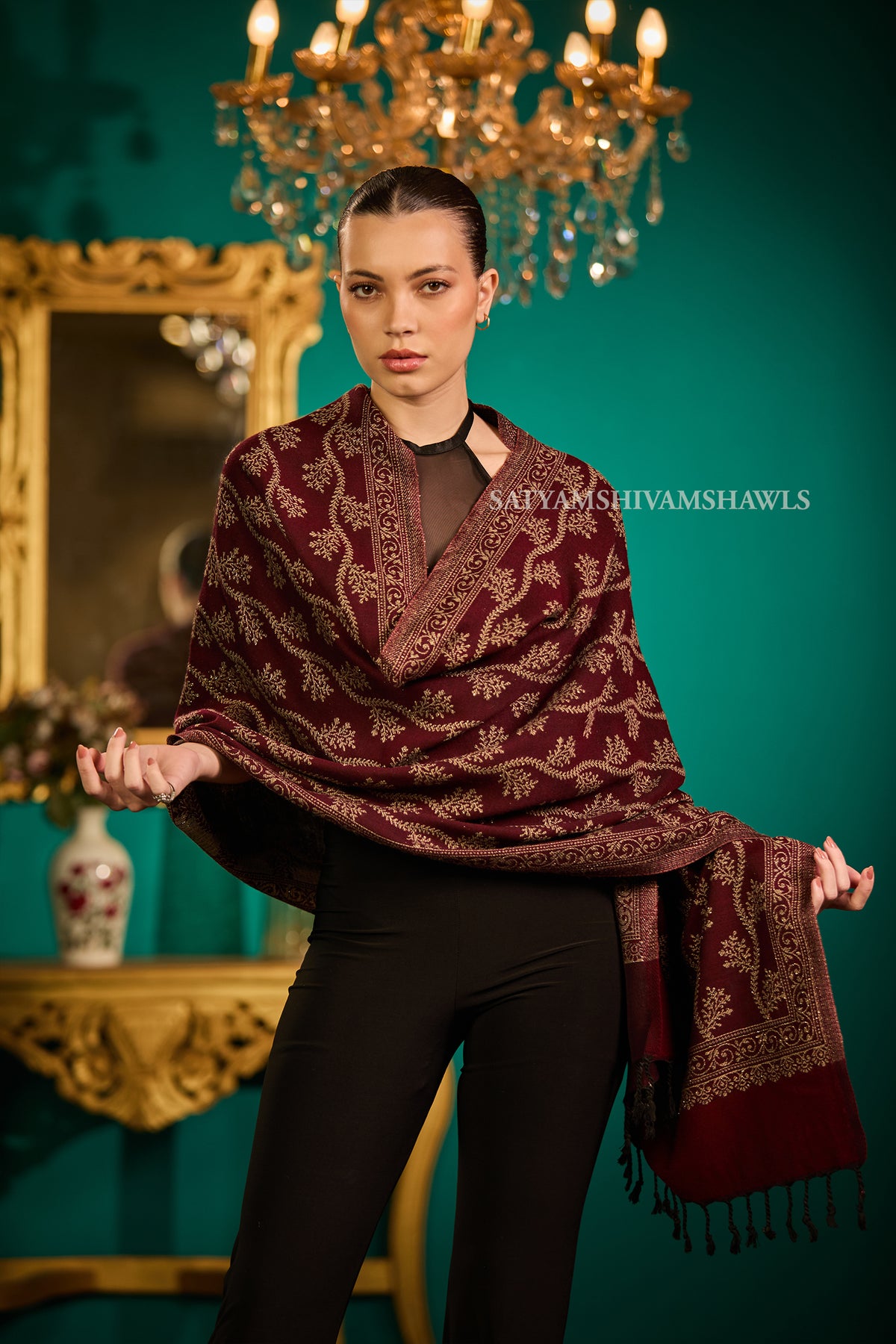 pure wool zari weaved stole,wine