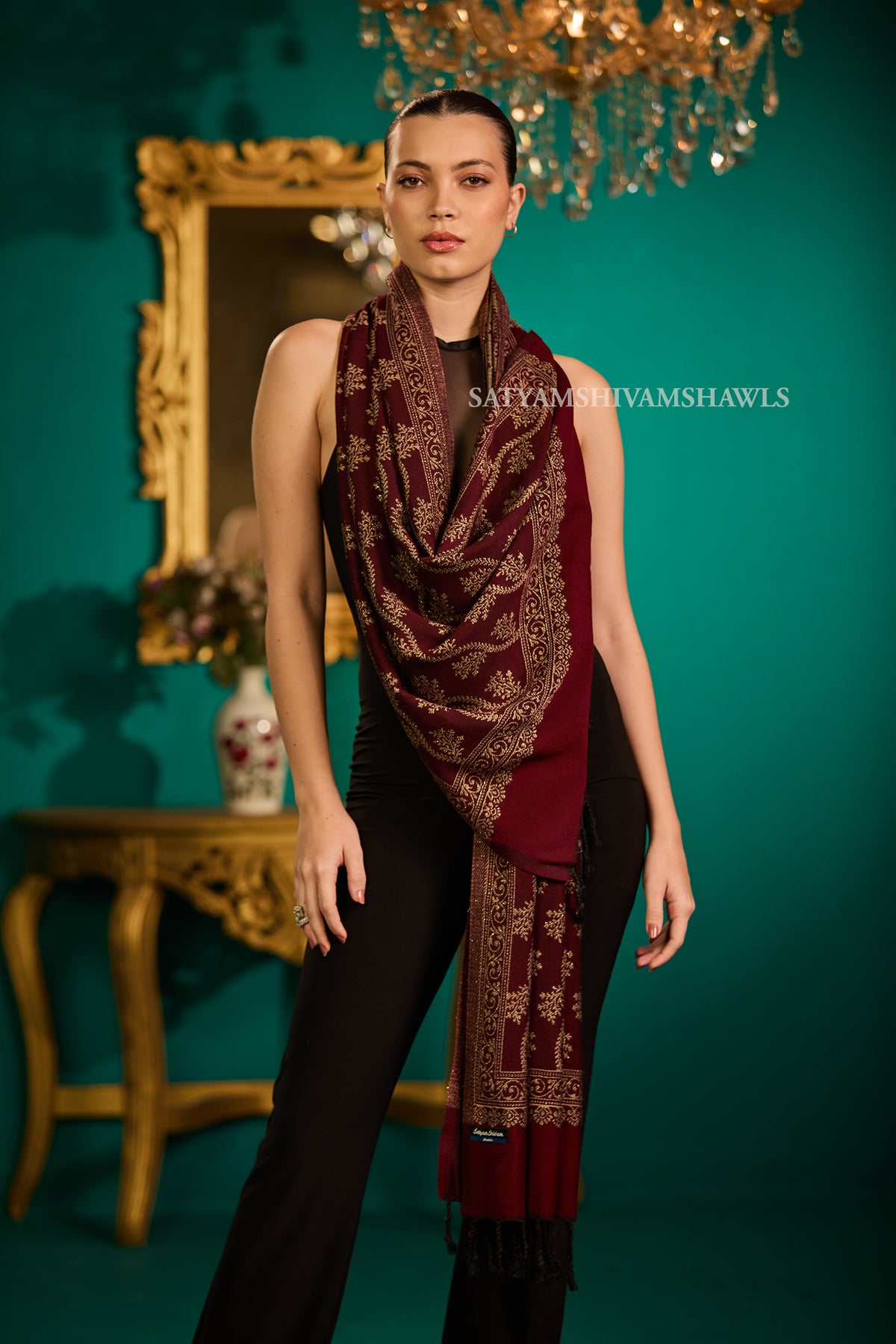 pure wool zari weaved stole,wine