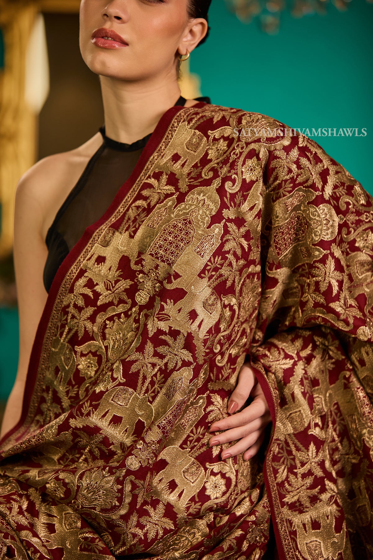 SHIKAAR-E-KASHMIR" TILLA EMBRODIERY FINE PASHMINA WOOL, WARM AND SOFT,