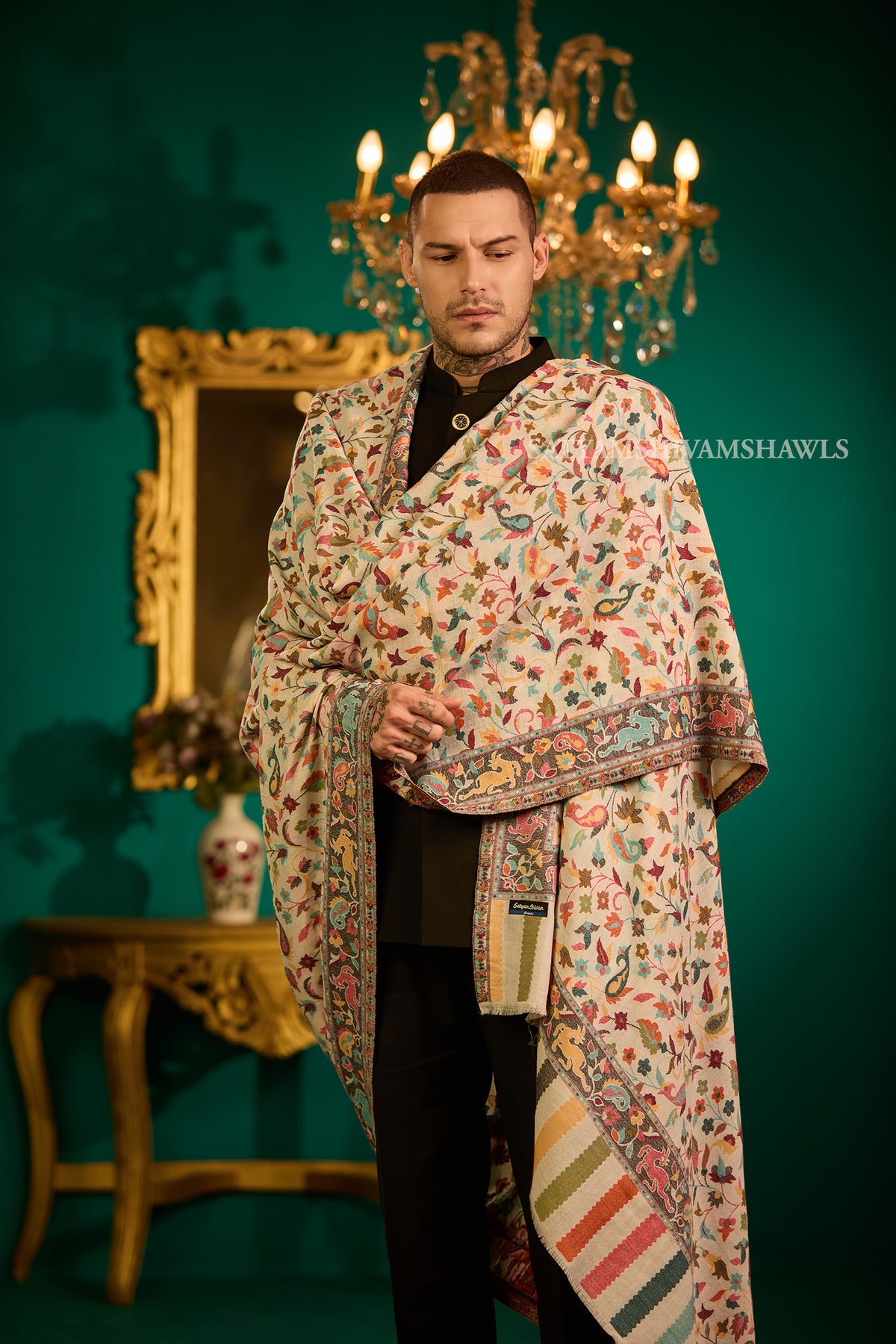 Extra Fine Wool Pashmina Kani Gents Shawl Big Size