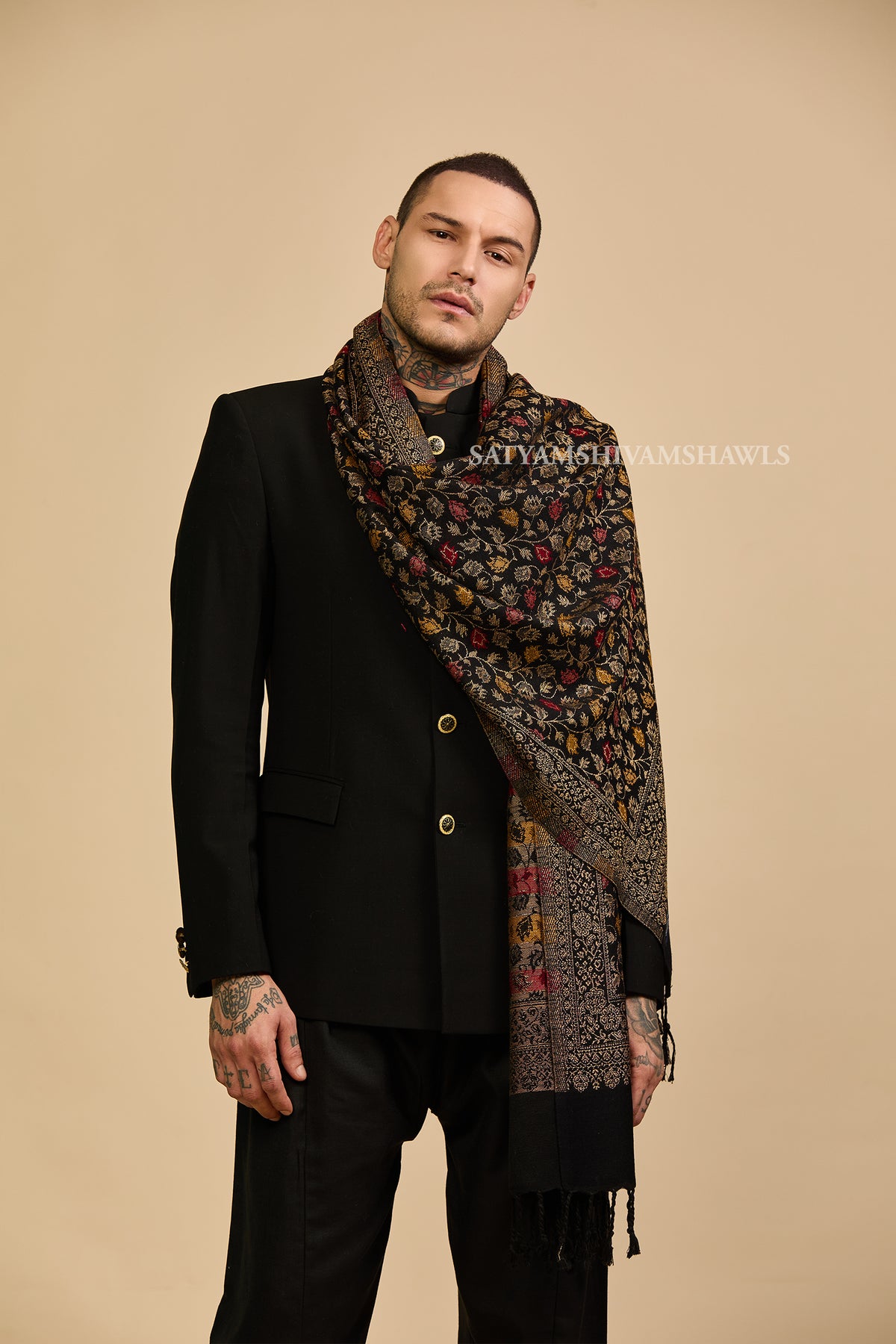 pure wool zari weaved stole,black multy