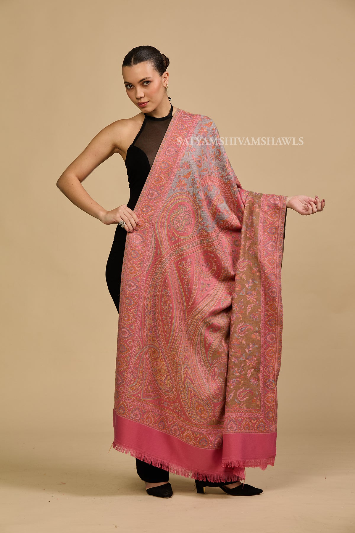 Gul-e-Rose jamawar kani women shawl