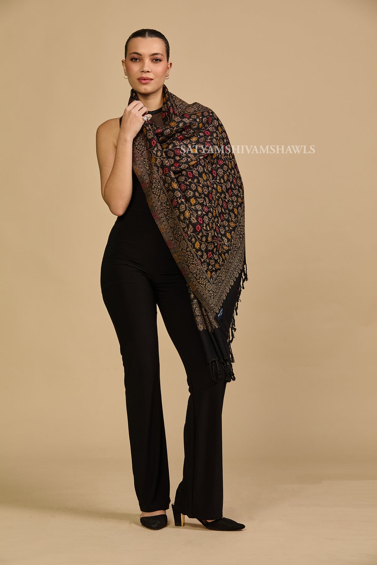 pure wool zari weaved stole,black multy