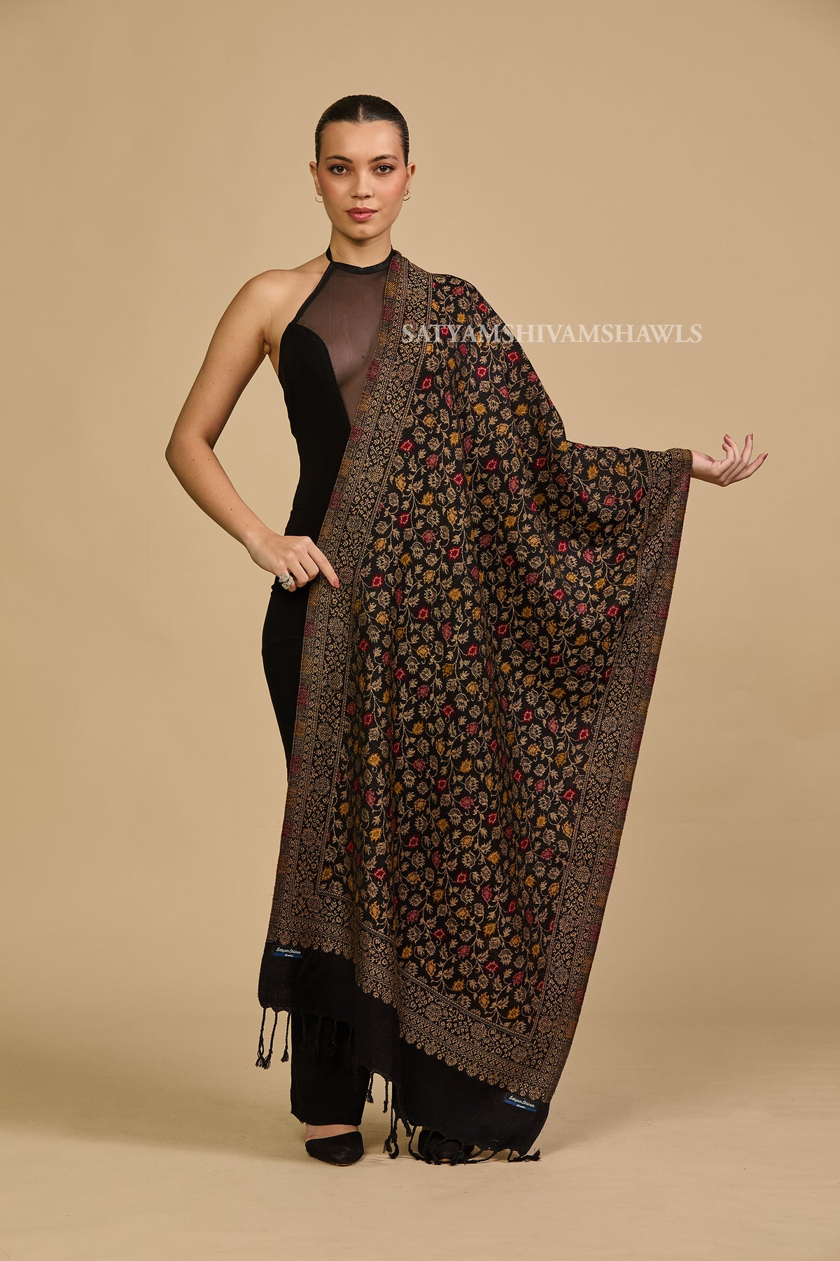 pure wool zari weaved stole,black multy