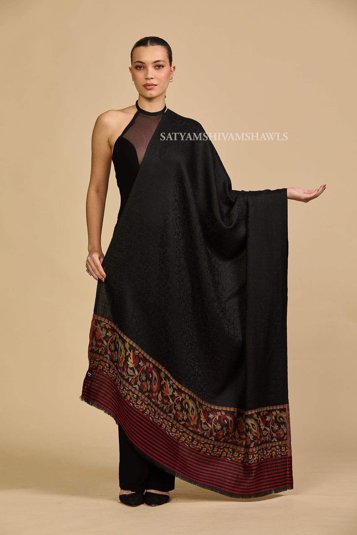 WOMENS EXTRA FINE WOOL SHAWL, WOVEN PALLA, AZTEC DESIGN,WARM AND LIGHT WEIGHT