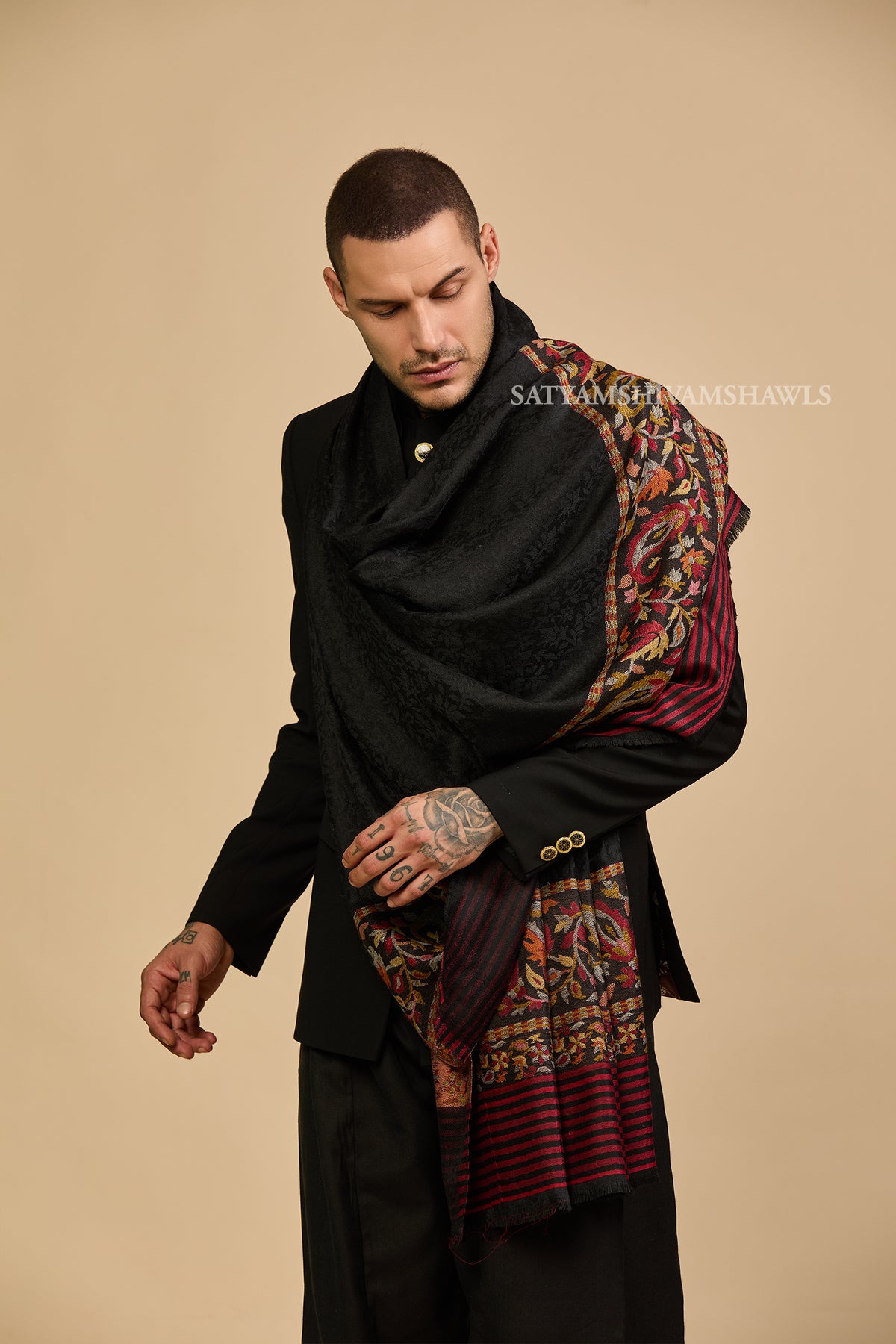 Black & Crimson Palla Men’s Shawl