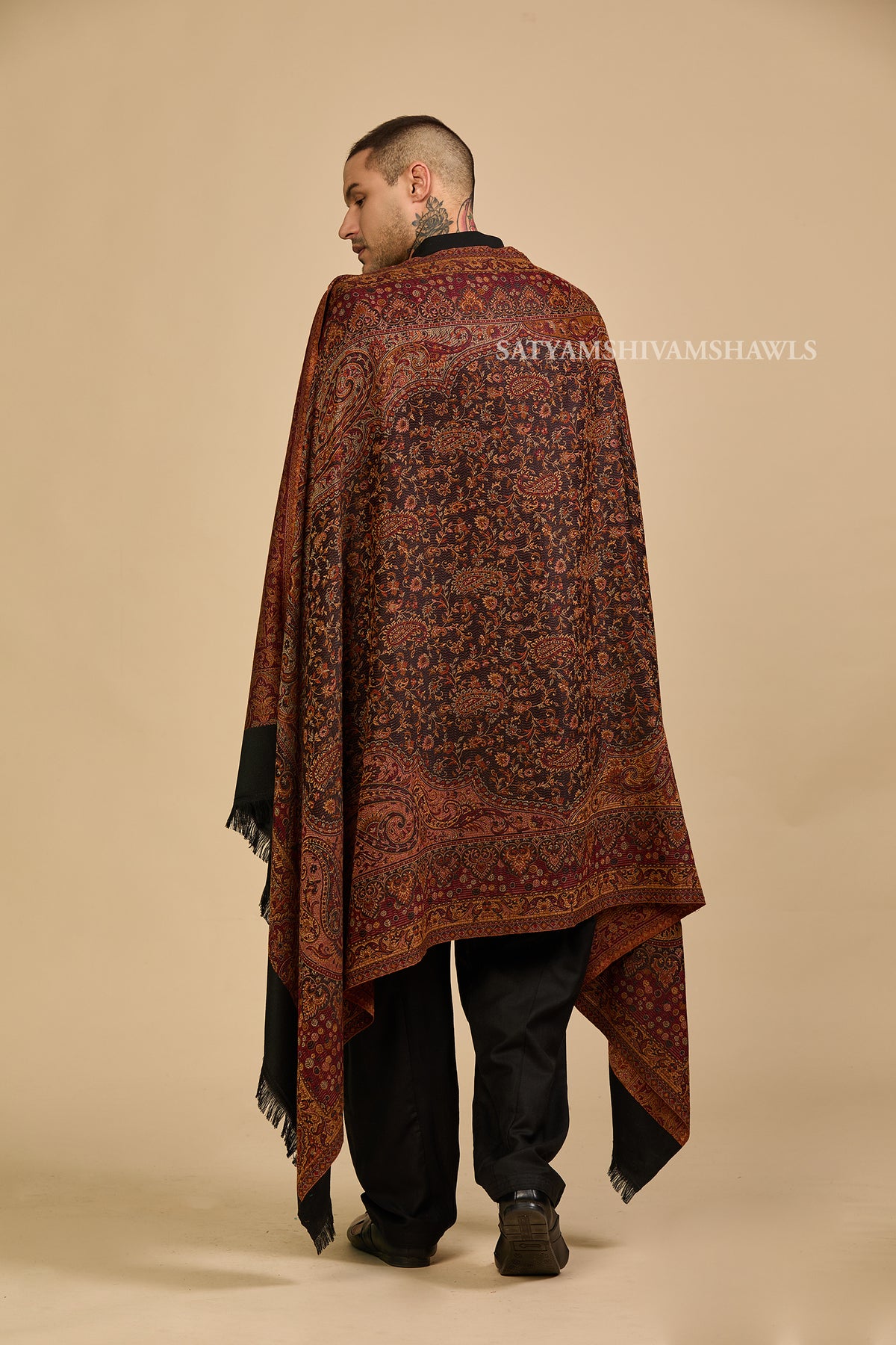 His & Her gift box (men check stole & womens kani shawl )with premium box packaging