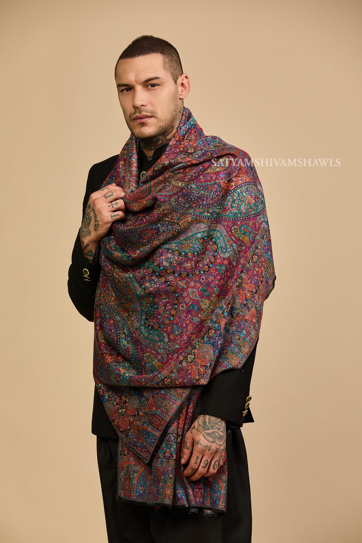 Royal haritage paisley design Men shawl