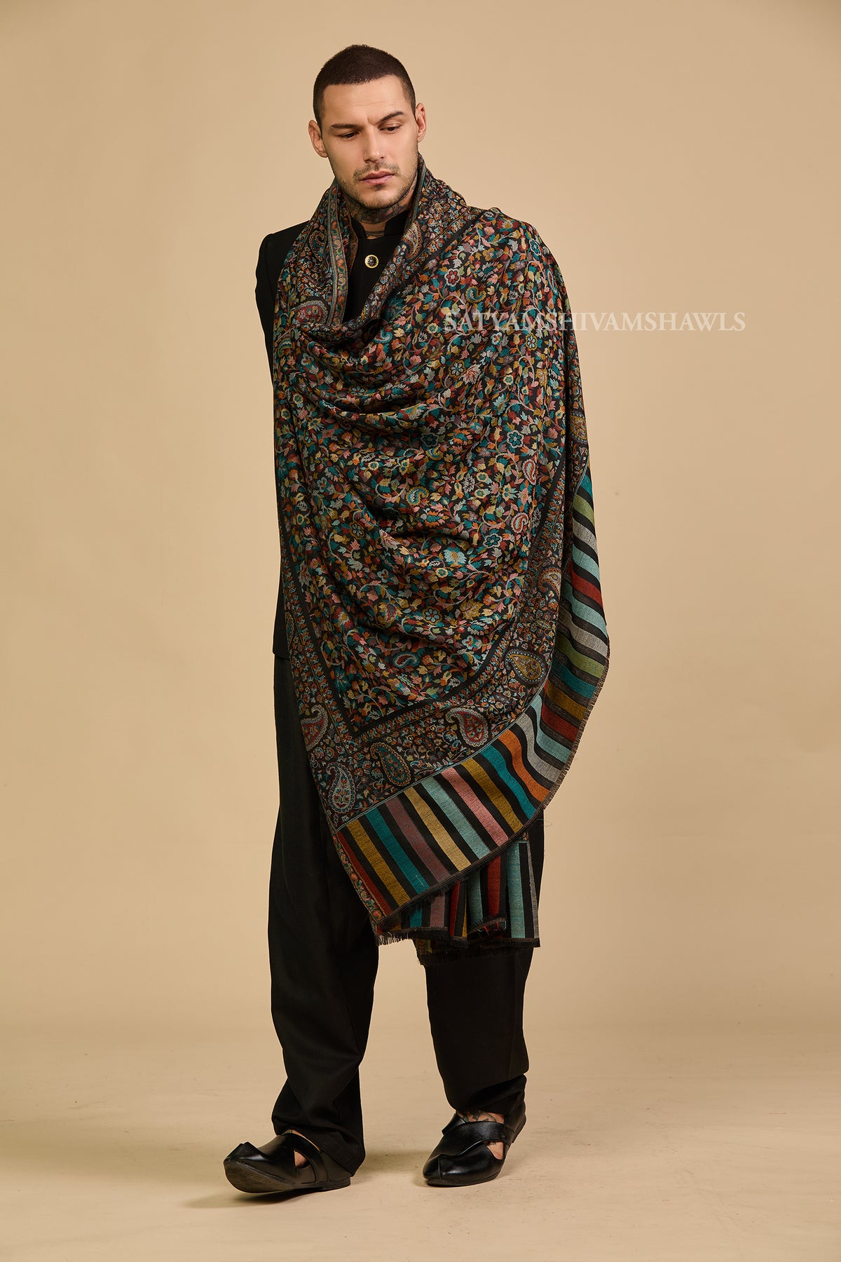 Extra Fine Wool Pashmina Kani Gents Shawl Big Size