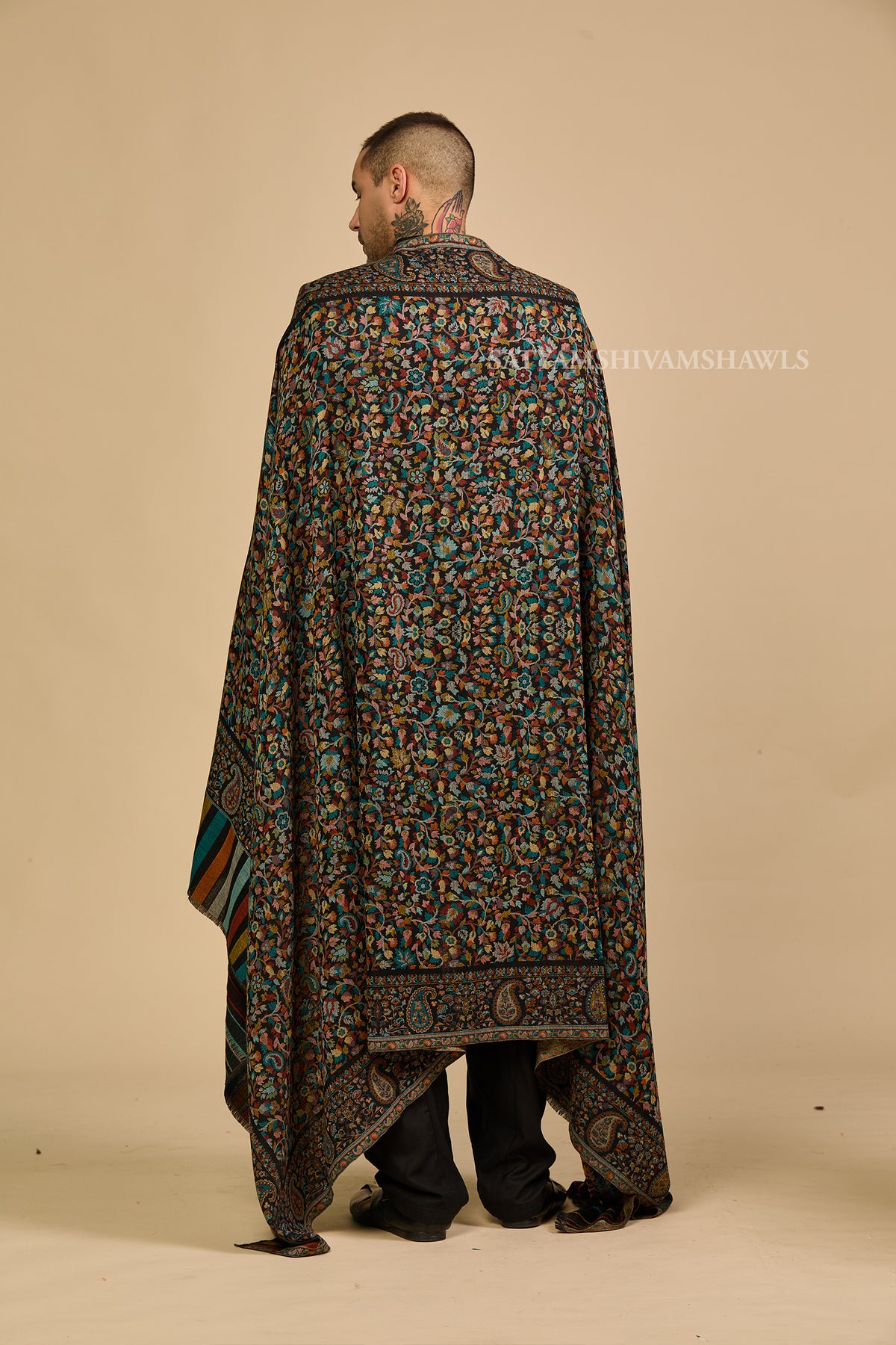 Extra Fine Wool Pashmina Kani Gents Shawl Big Size