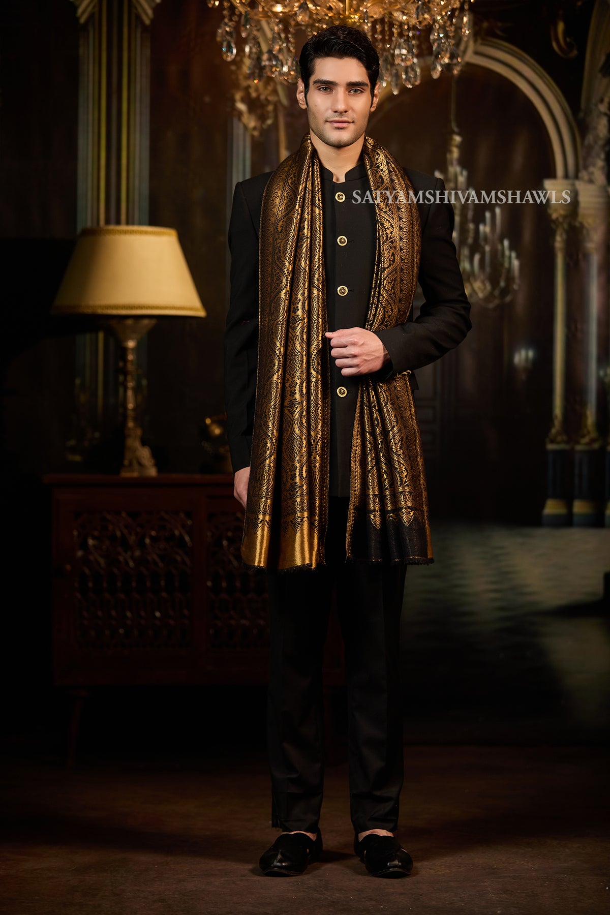 Moonlight Golden Paisley Reversible Stole