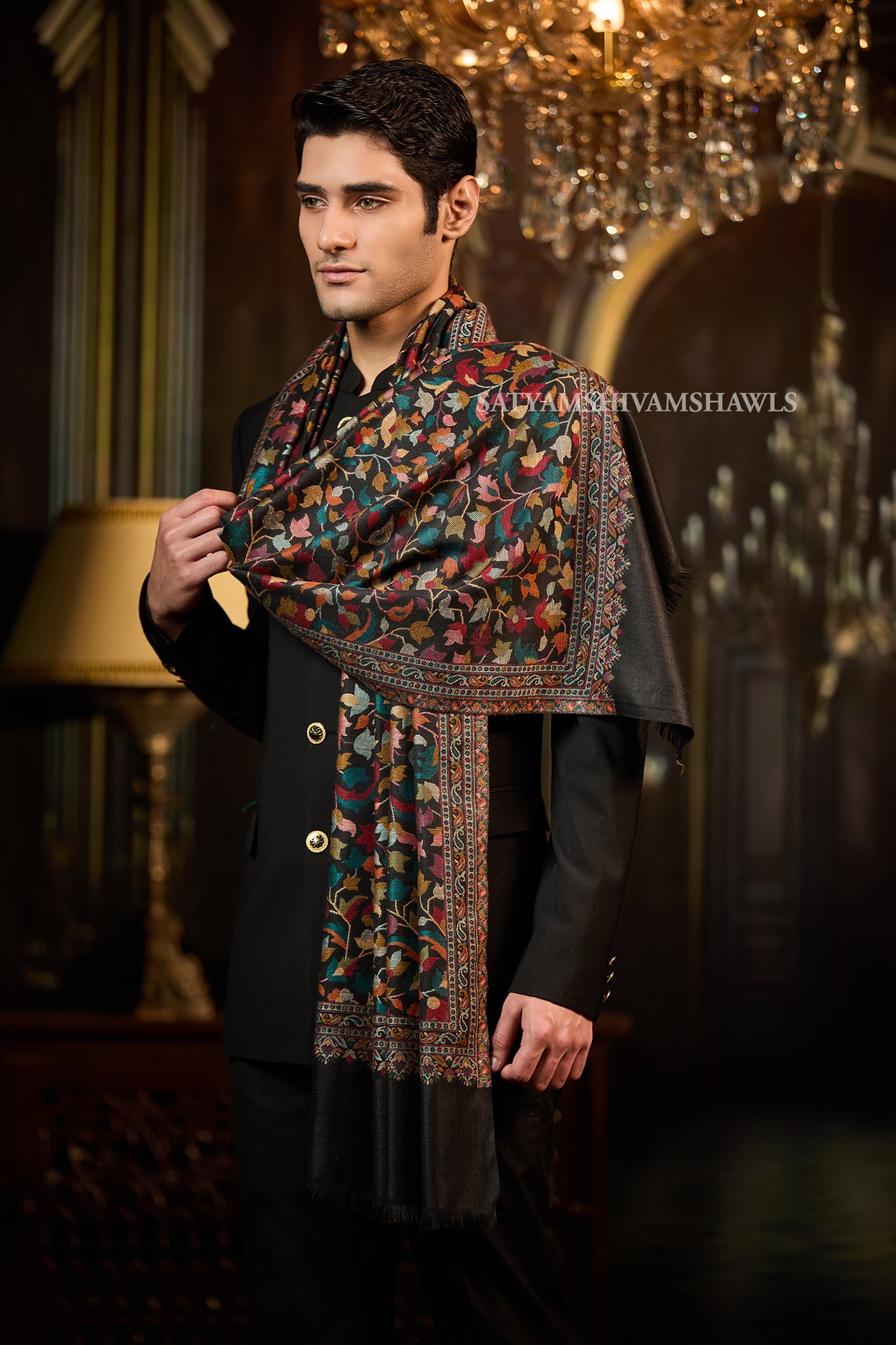 ROYAL VINTAGE KASHMIRI KANI DESIGN MENS ,STOLE,BLACK