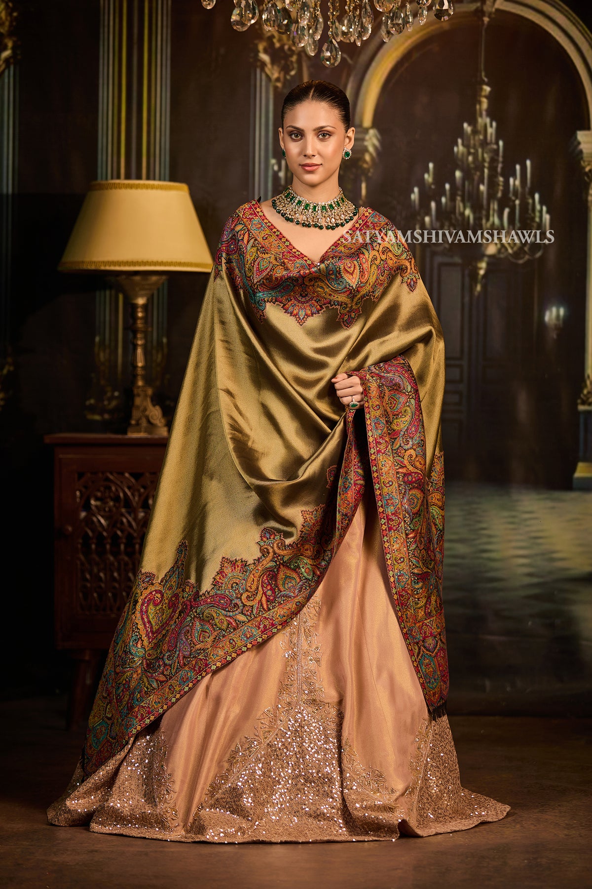 WOMEN SHAWL TWILIGHT COLLECTION FINE WOOL AMBER GOLD,
